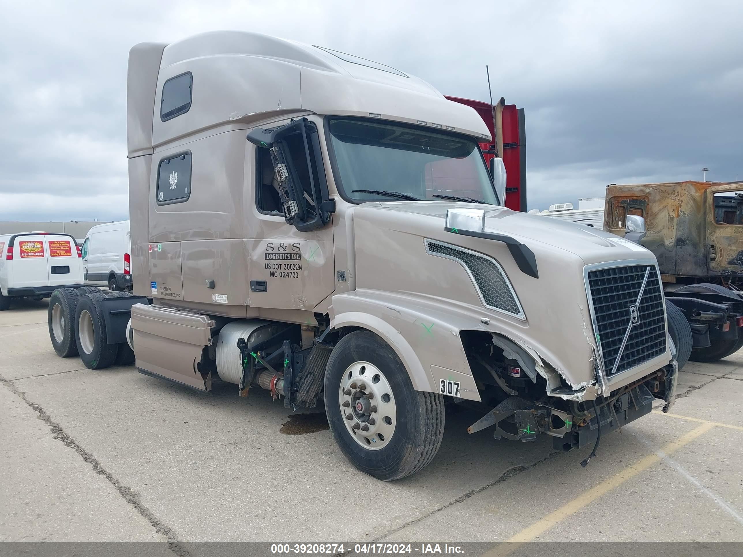 VOLVO NULL 2016 4v4n99eh3gn950675