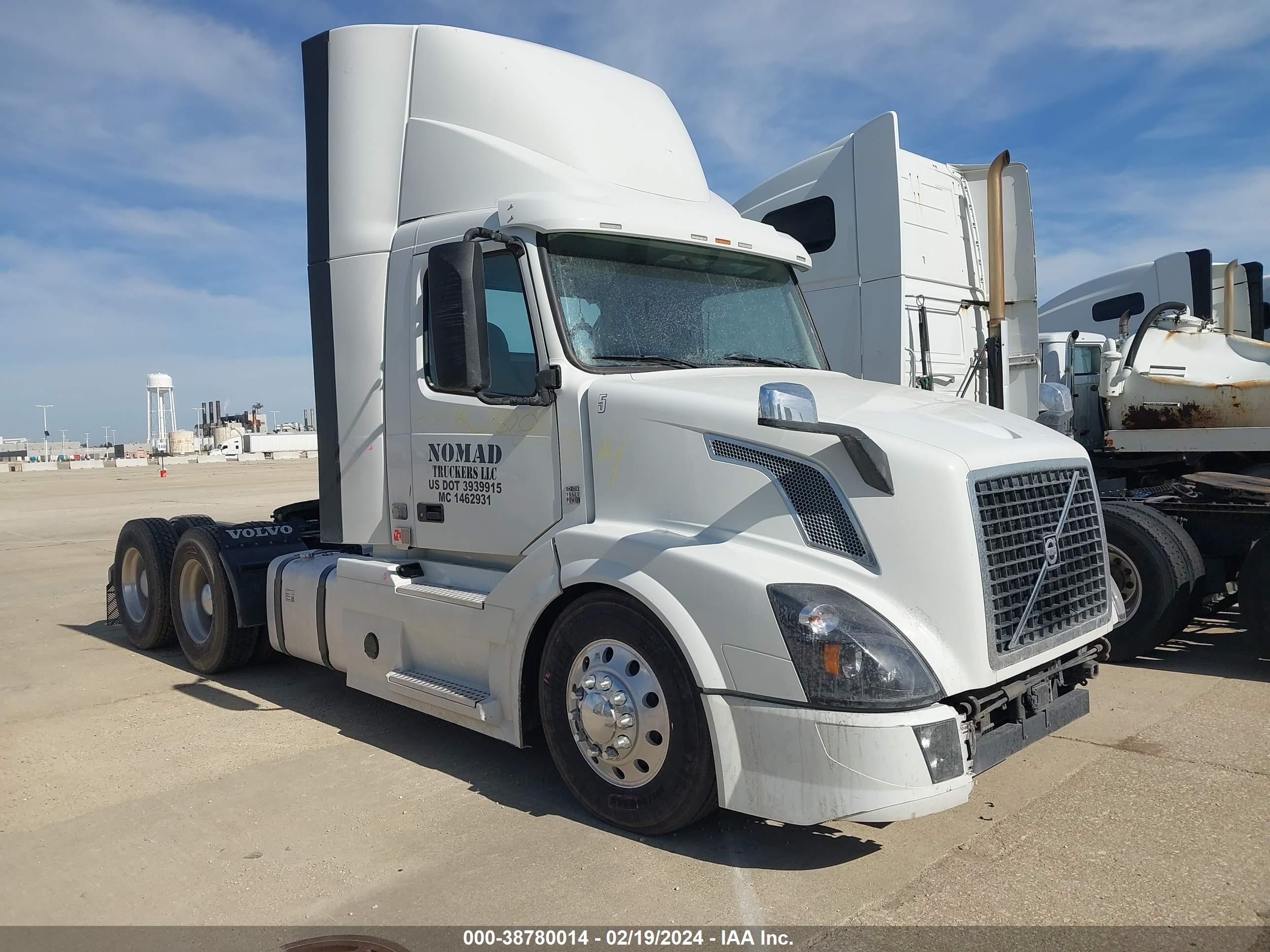 VOLVO NULL 2017 4v4n99eh8hn974679