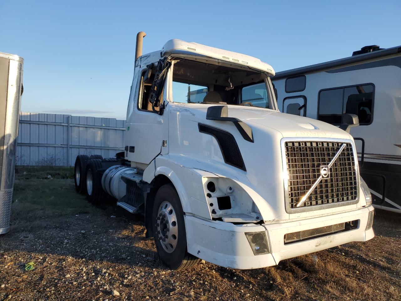 VOLVO NULL 2015 4v4nc9eg7fn185798