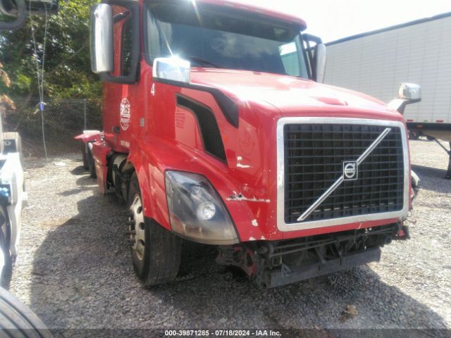 VOLVO VN 2015 4v4nc9eh0fn912241