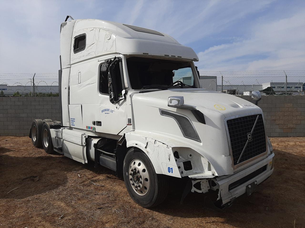 VOLVO NULL 2017 4v4nc9eh0hn992014