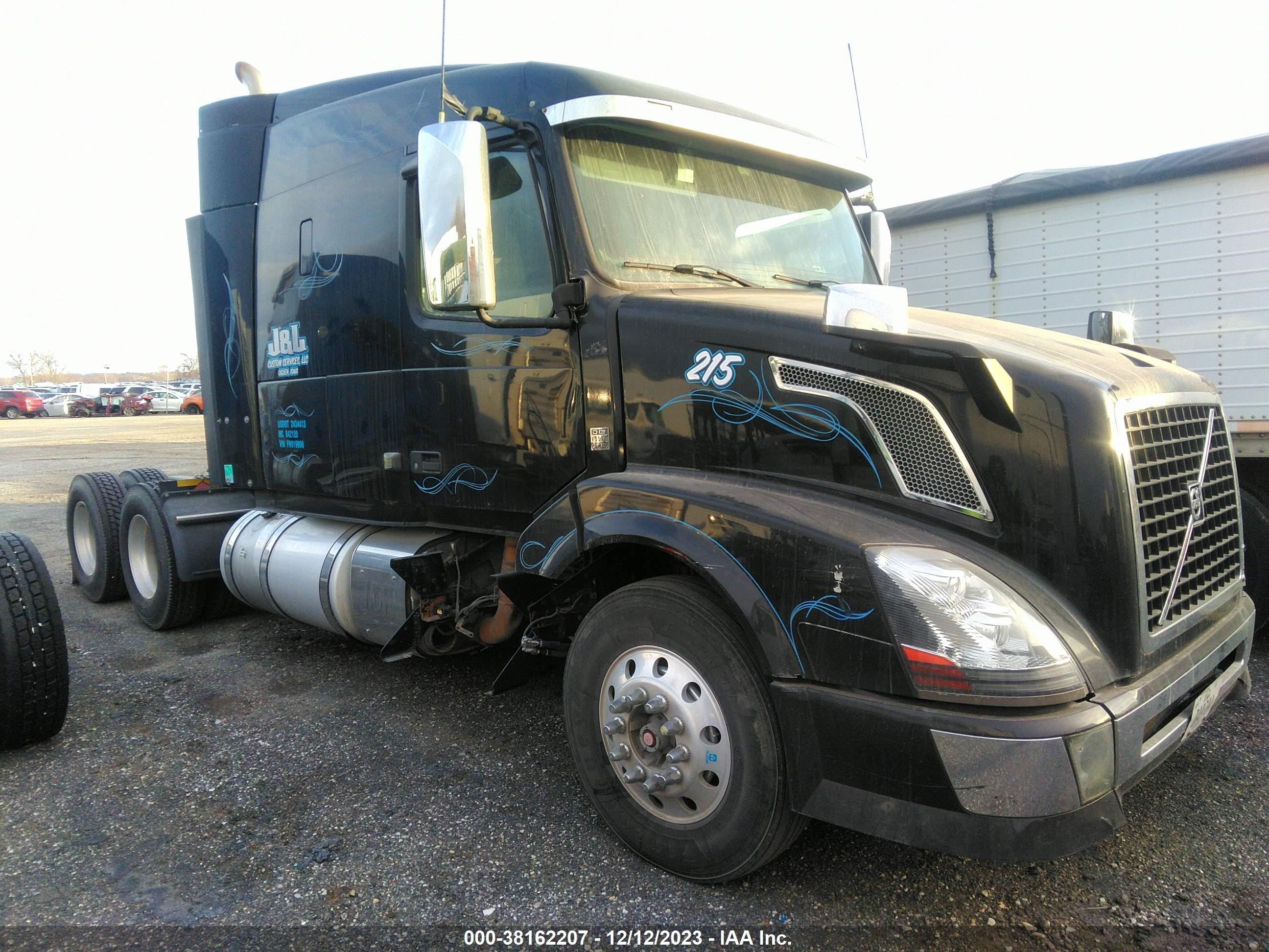 VOLVO NULL 2015 4v4nc9eh2fn919000