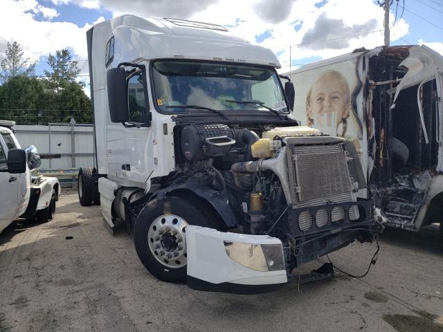 VOLVO VN VNL 2016 4v4nc9eh2gn963399