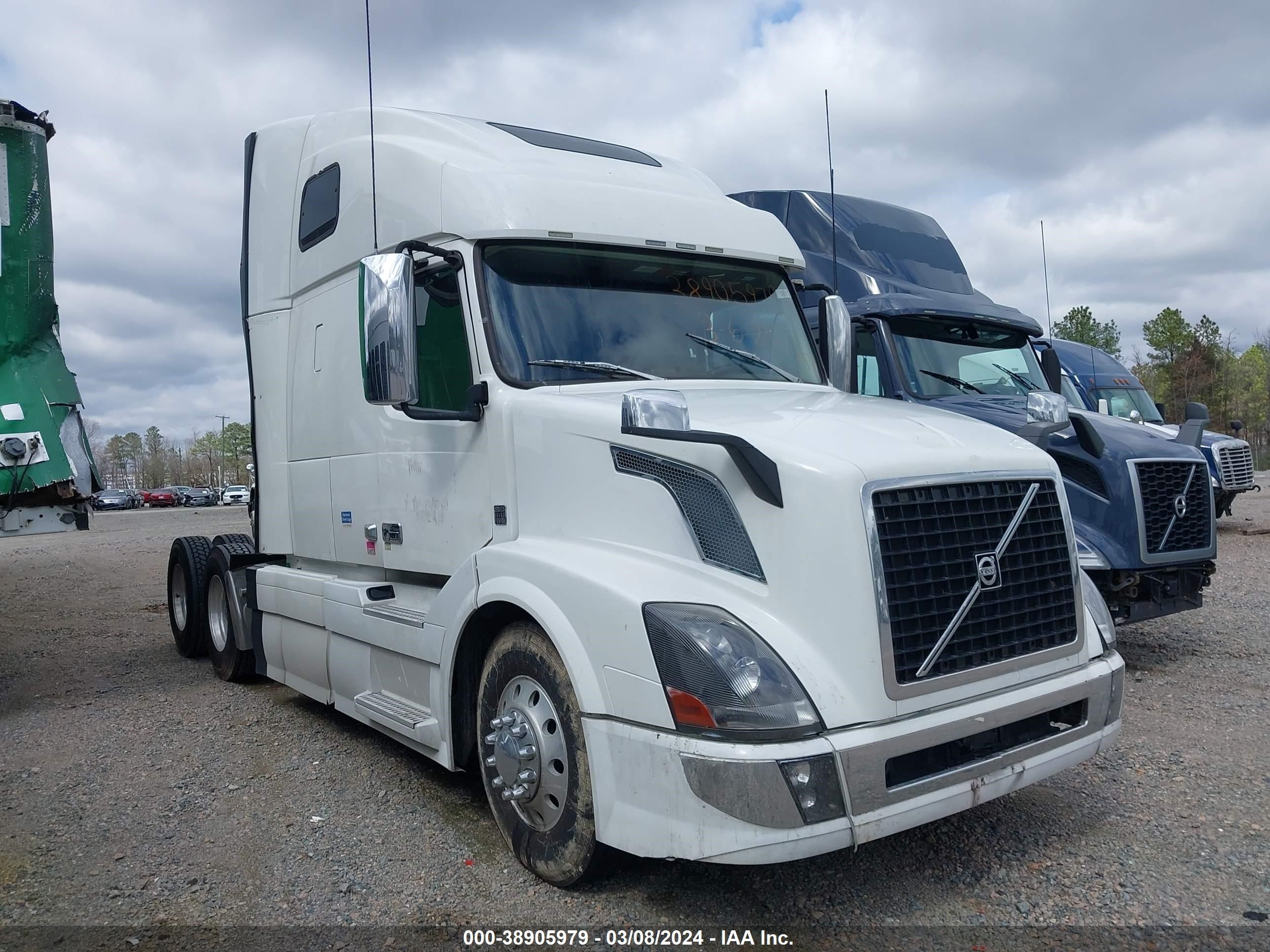 VOLVO NULL 2016 4v4nc9eh3gn958177