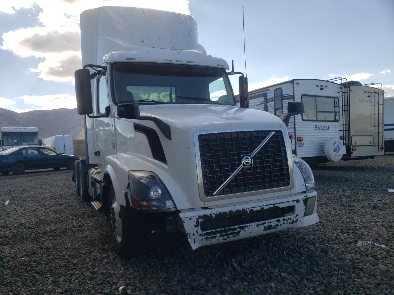 VOLVO NULL 2015 4v4nc9eh6fn909473