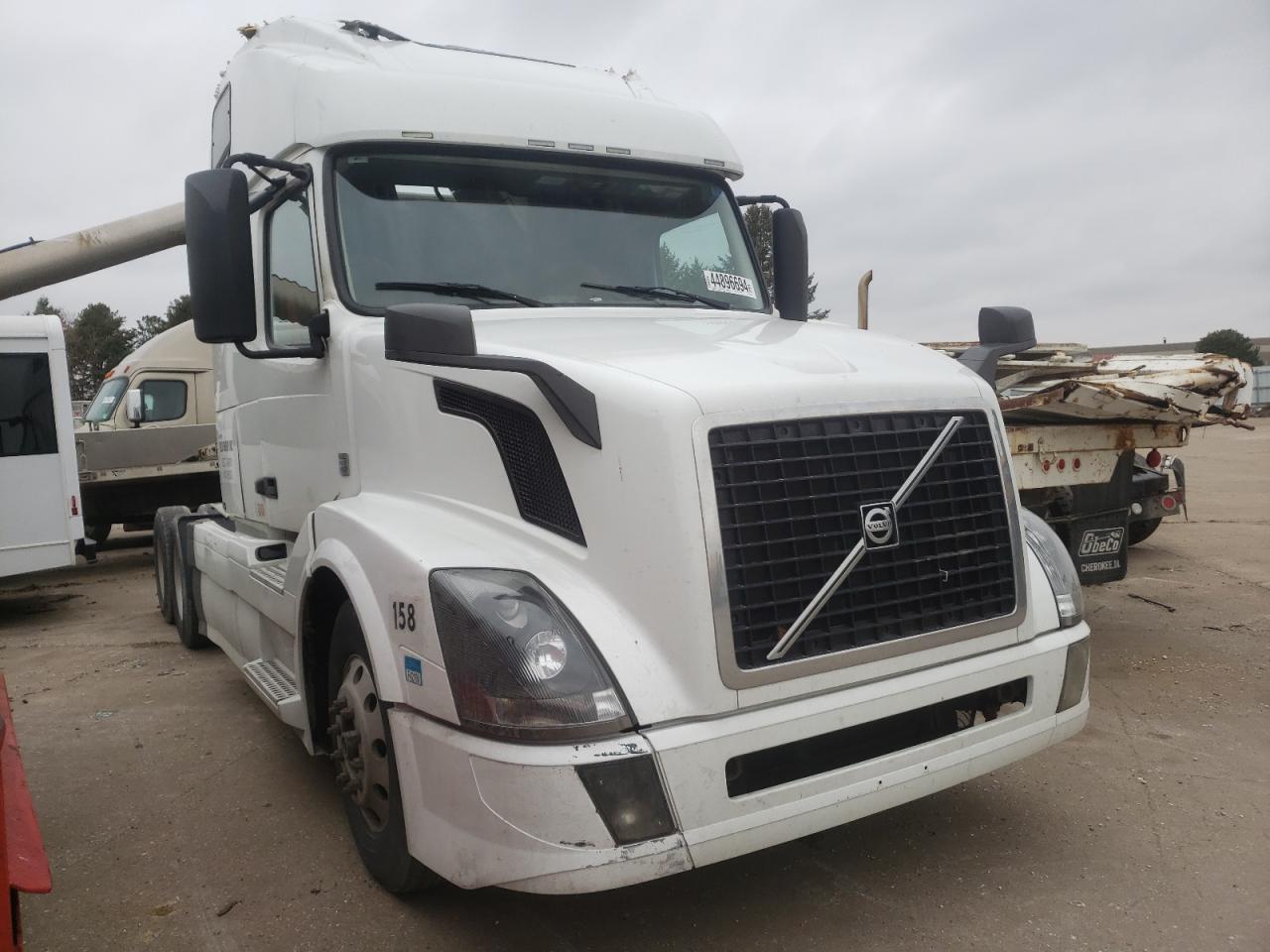 VOLVO NULL 2016 4v4nc9eh6gn957184