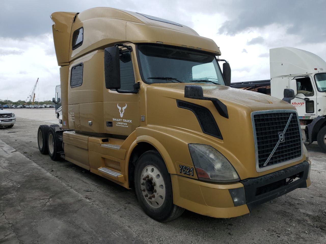 VOLVO NULL 2012 4v4nc9eh7cn536598