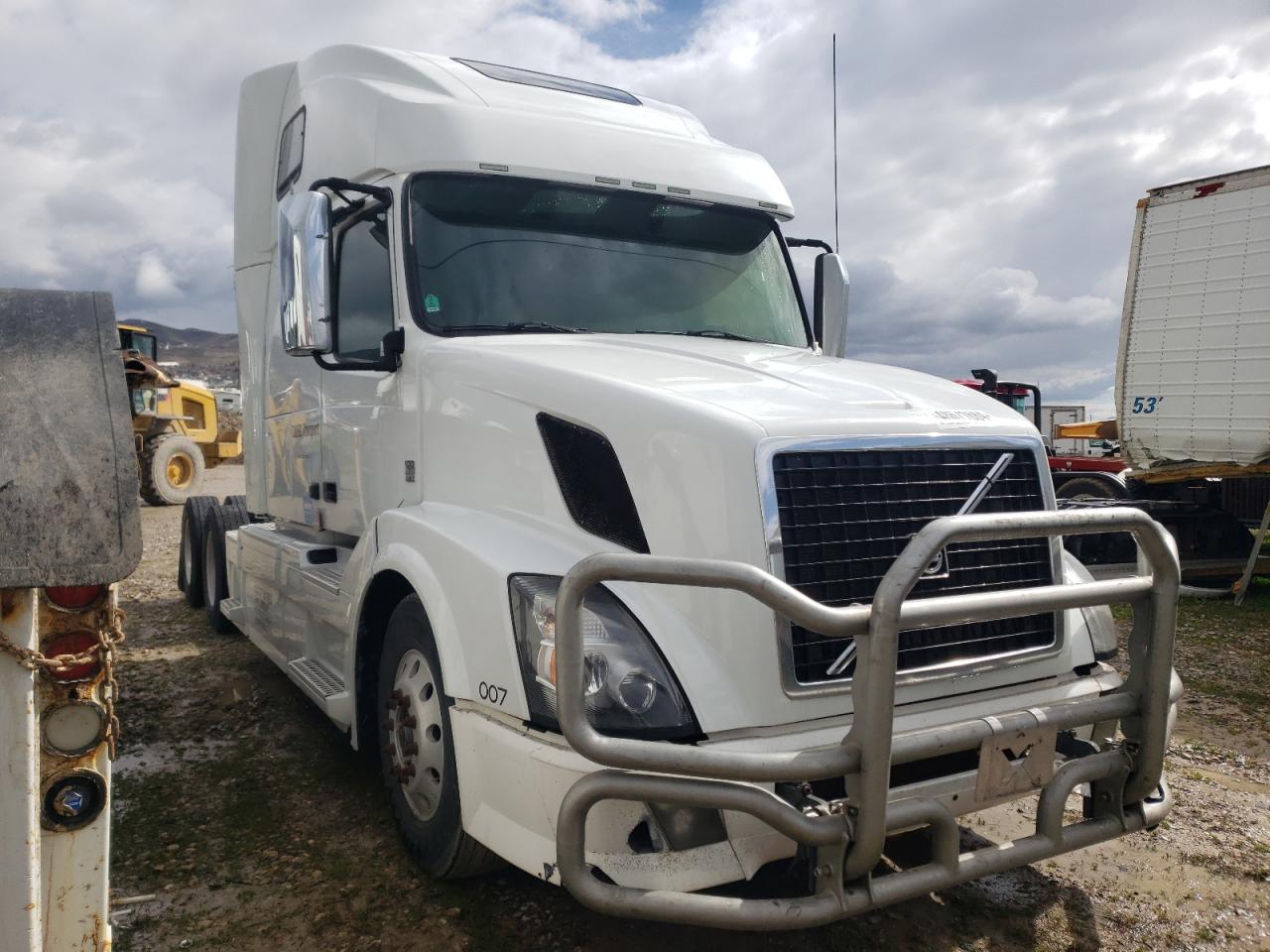 VOLVO NULL 2015 4v4nc9eh7fn183882