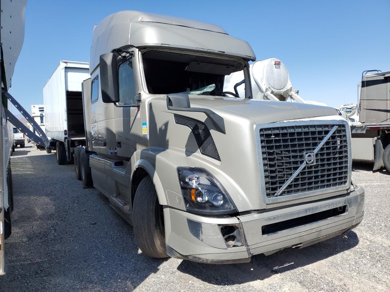 VOLVO NULL 2016 4v4nc9eh8gn958868