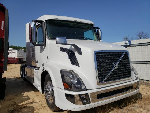 VOLVO VN VNL 2017 4v4nc9eh8hn980726