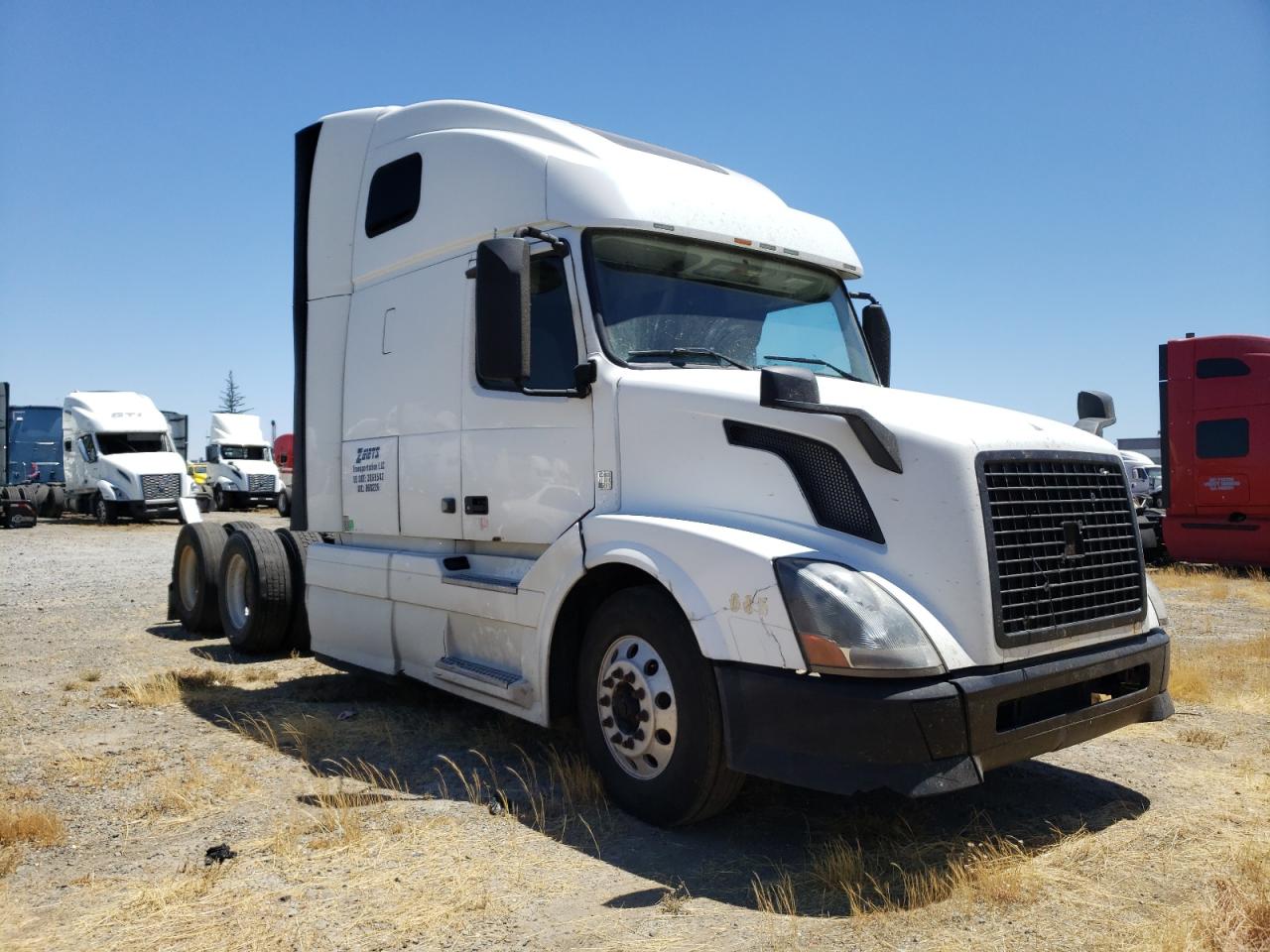 VOLVO NULL 2013 4v4nc9eh9dn132445