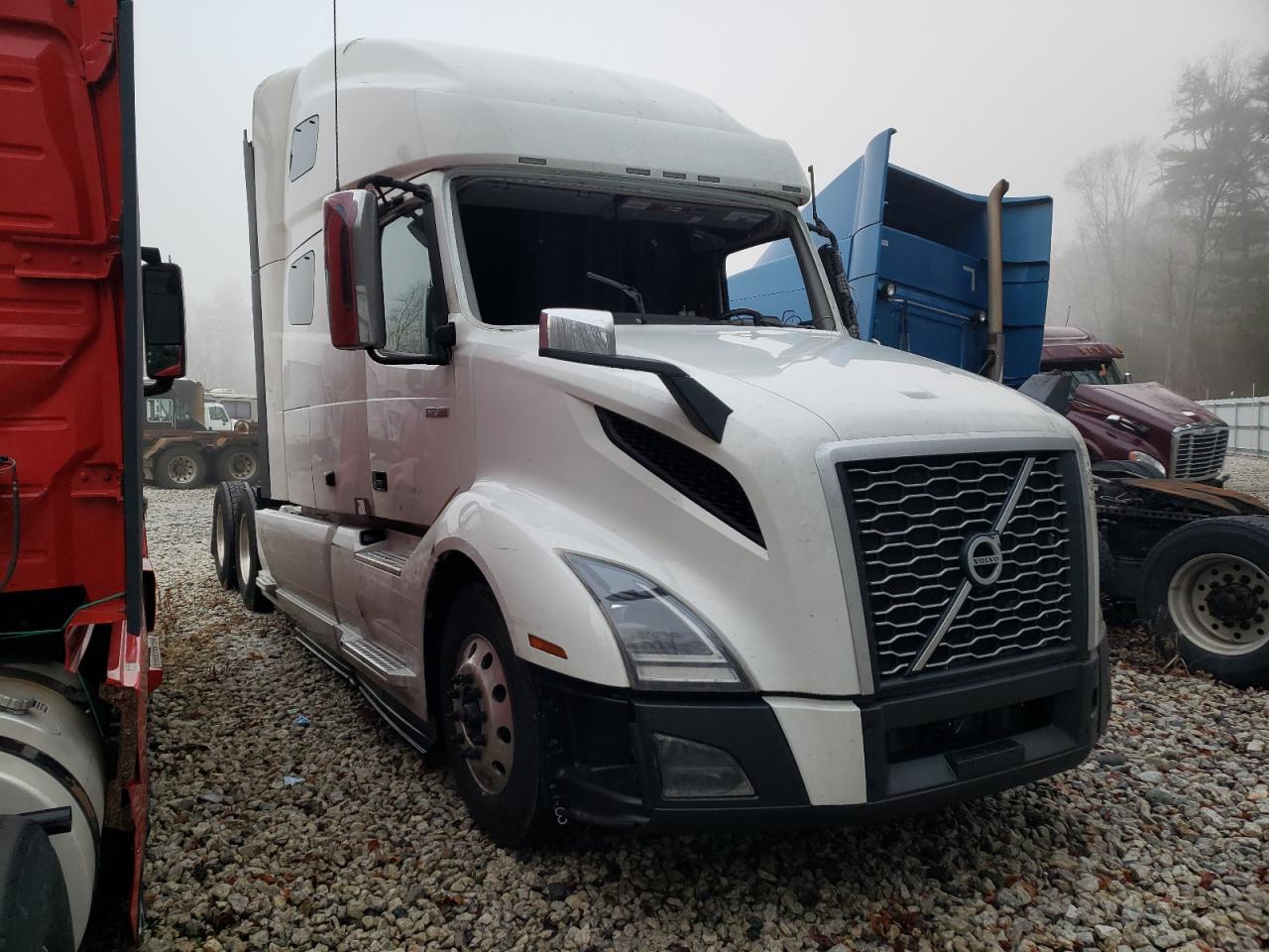 VOLVO NULL 2023 4v4nc9eh9pn304915