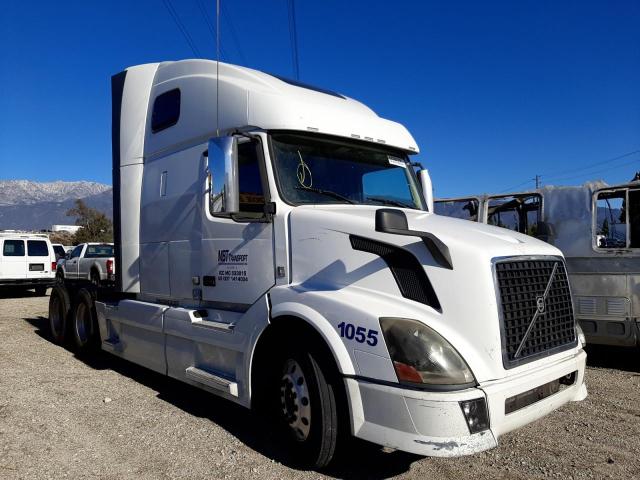 VOLVO VN VNL 2016 4v4nc9ej7gn936265