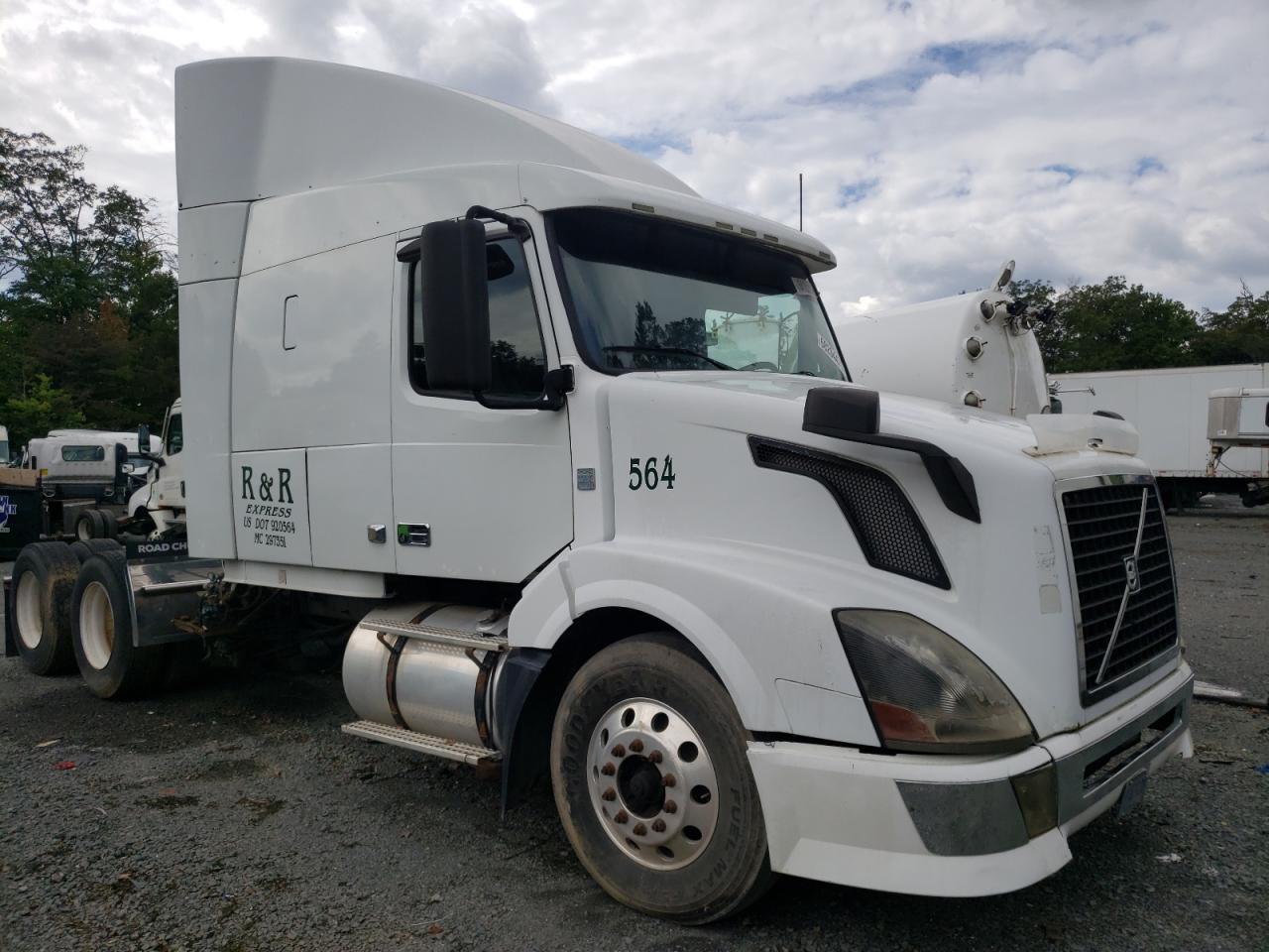 VOLVO NULL 2010 4v4nc9ej8an282495