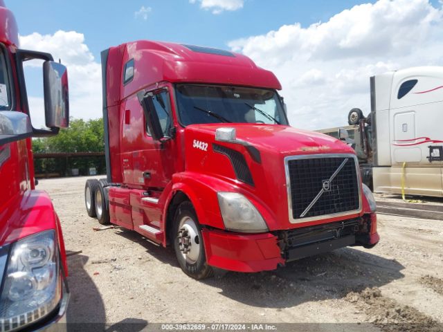 VOLVO VN 2016 4v4nc9th0gn948323