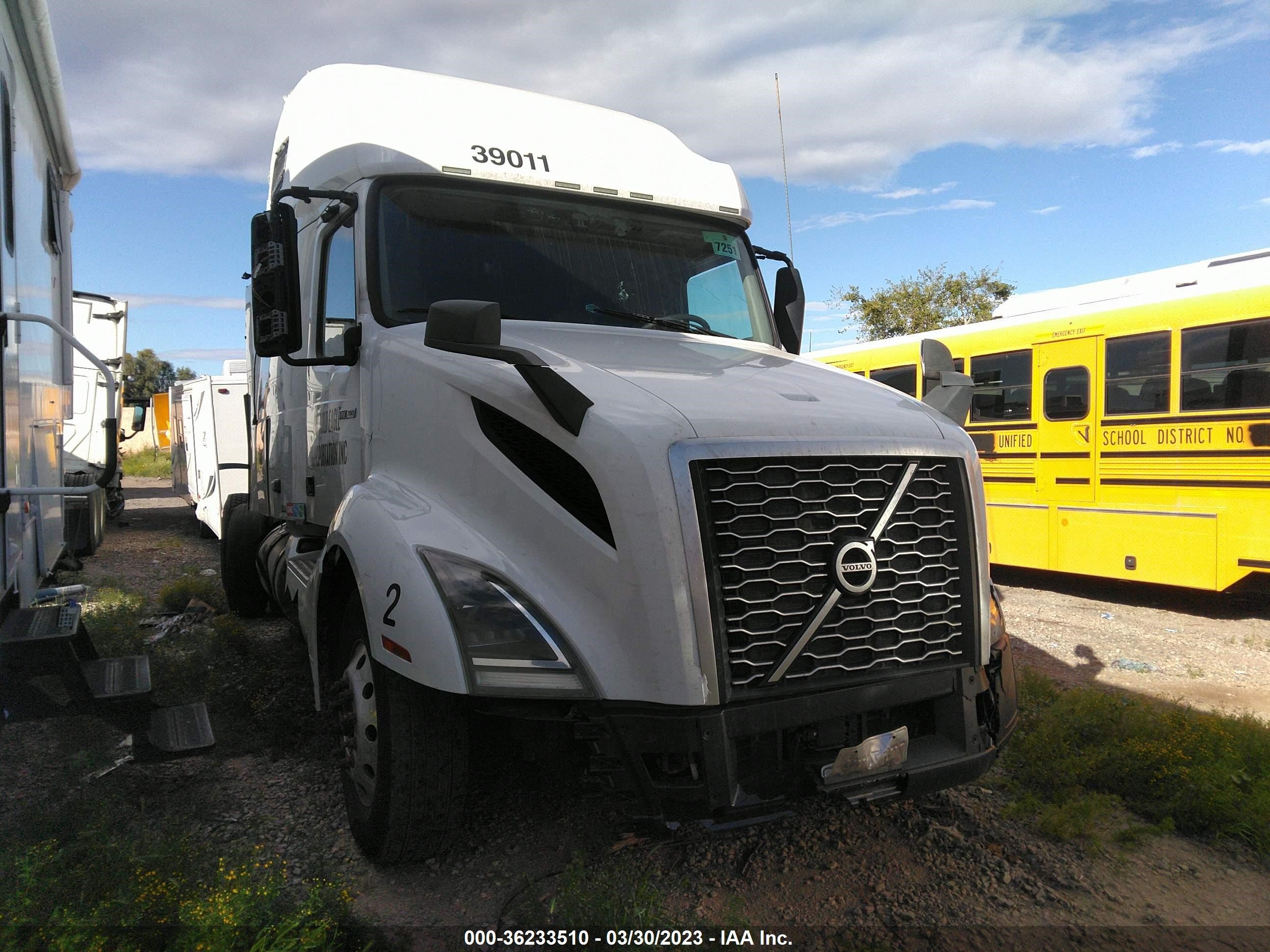 VOLVO NULL 2019 4v4nc9th8kn214134