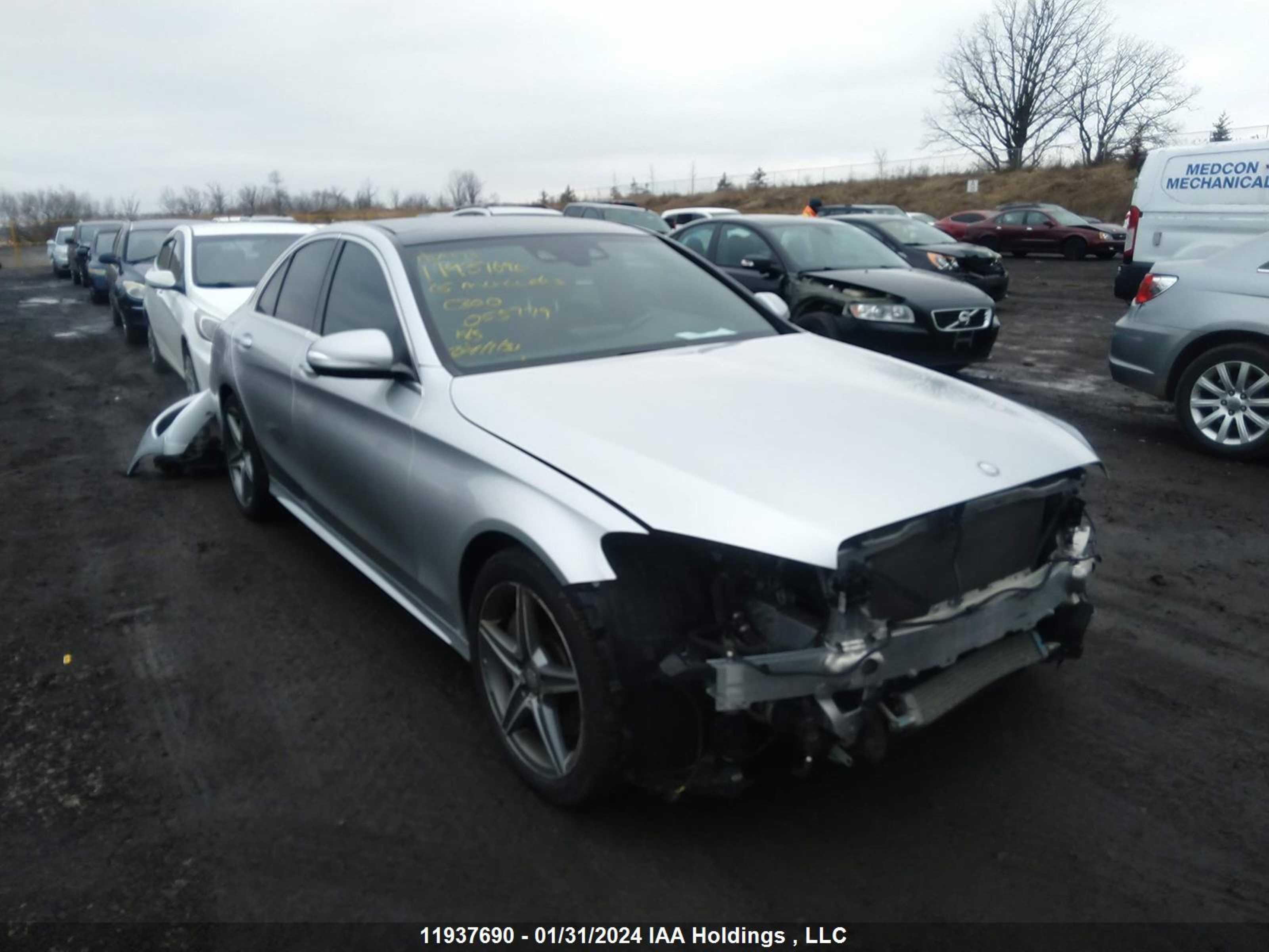 MERCEDES-BENZ C-KLASSE 2015 55swf4kb0fu055779