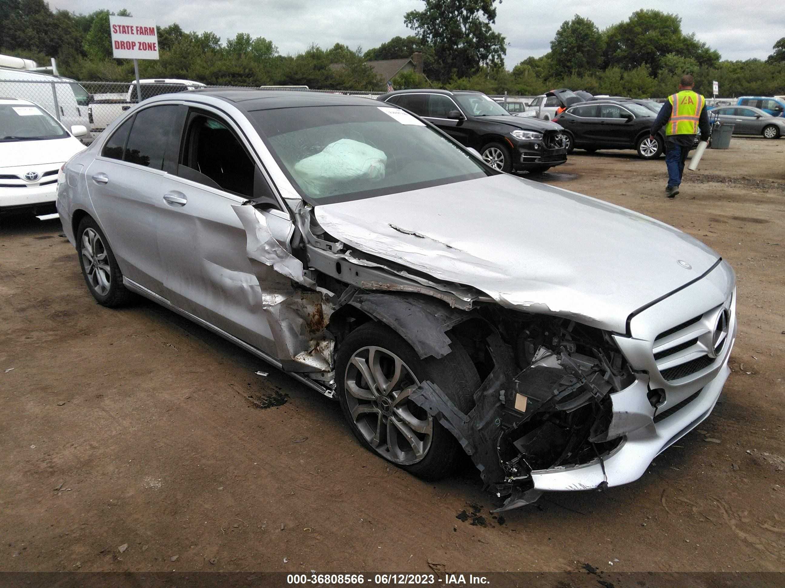 MERCEDES-BENZ C-KLASSE 2017 55swf4kb2hu230908