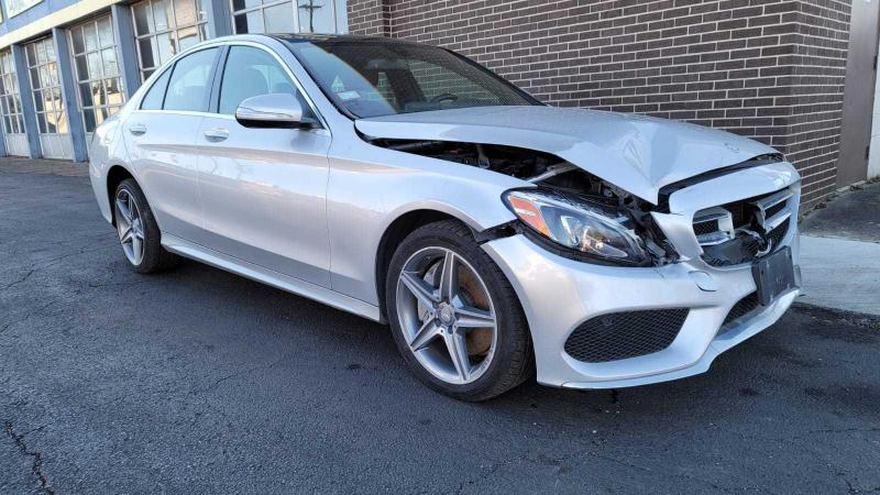 MERCEDES-BENZ C 300 4MAT 2015 55swf4kb5fu039271