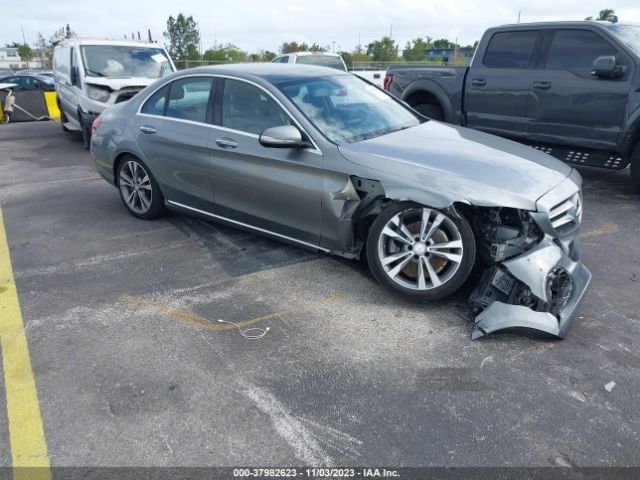 MERCEDES-BENZ C-CLASS 2015 55swf4kb8fu007379