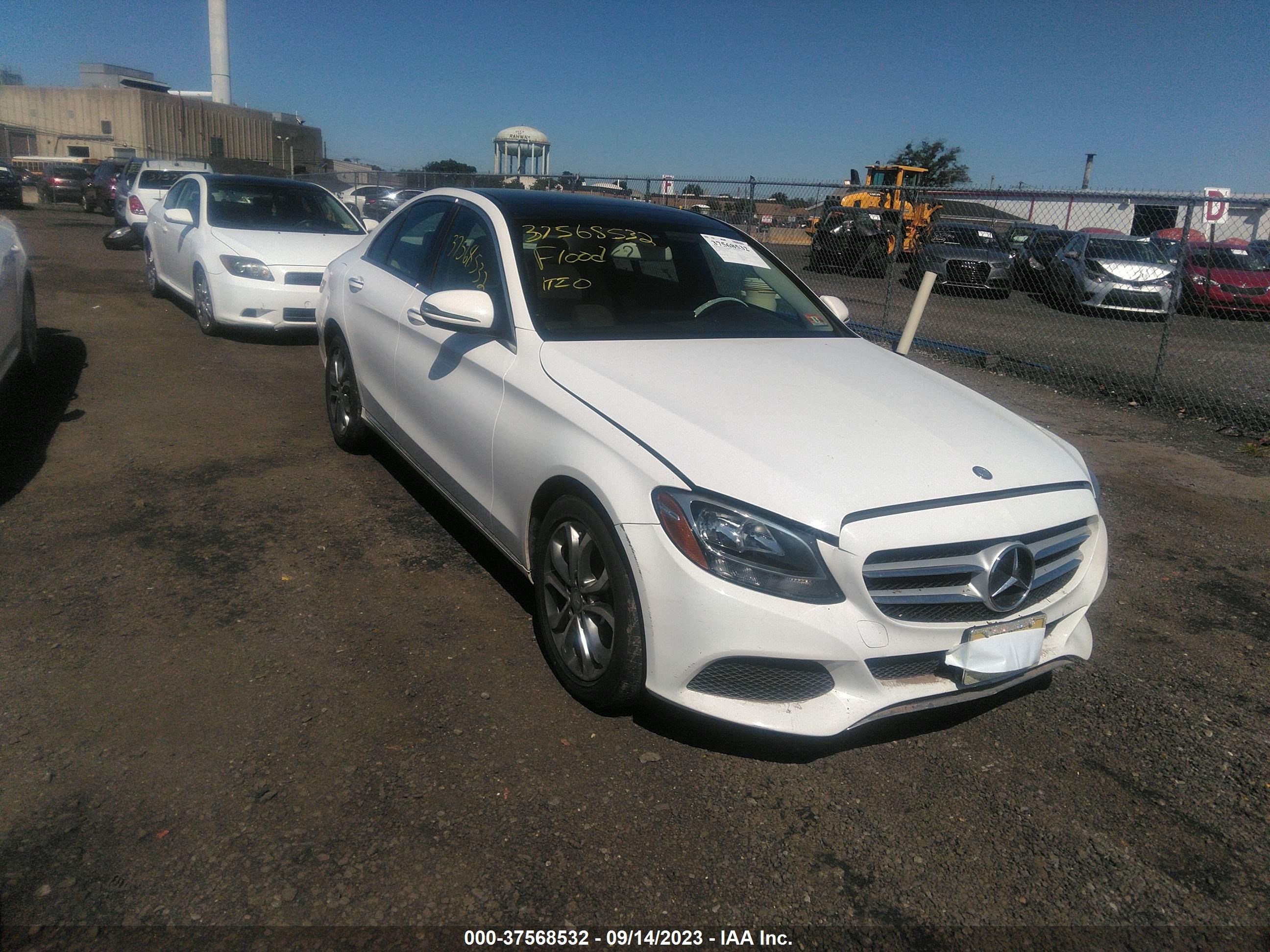 MERCEDES-BENZ C-KLASSE 2016 55swf4kbxgu103595