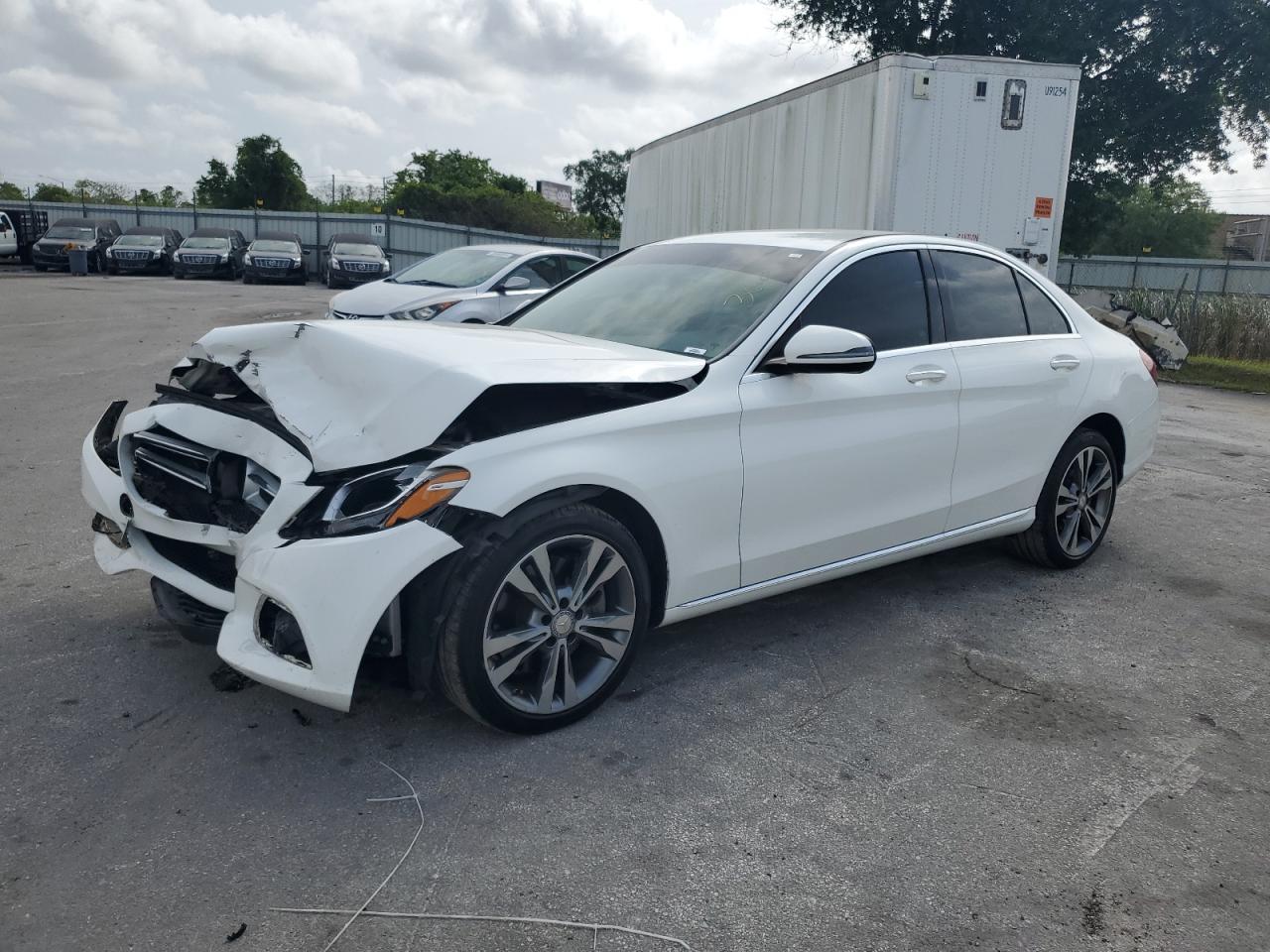 MERCEDES-BENZ C-KLASSE 2016 55swf4kbxgu164882