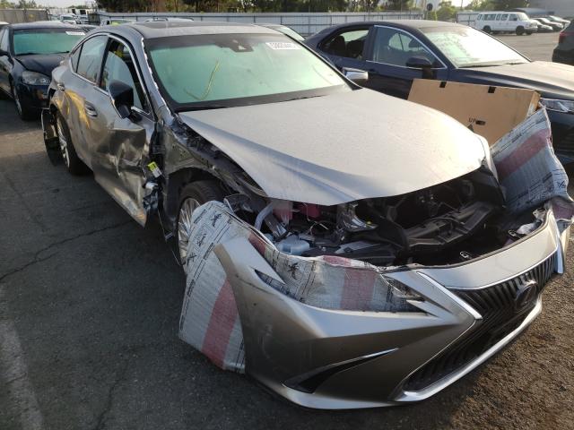 LEXUS ES 300H 2019 58ab21b14ku002140