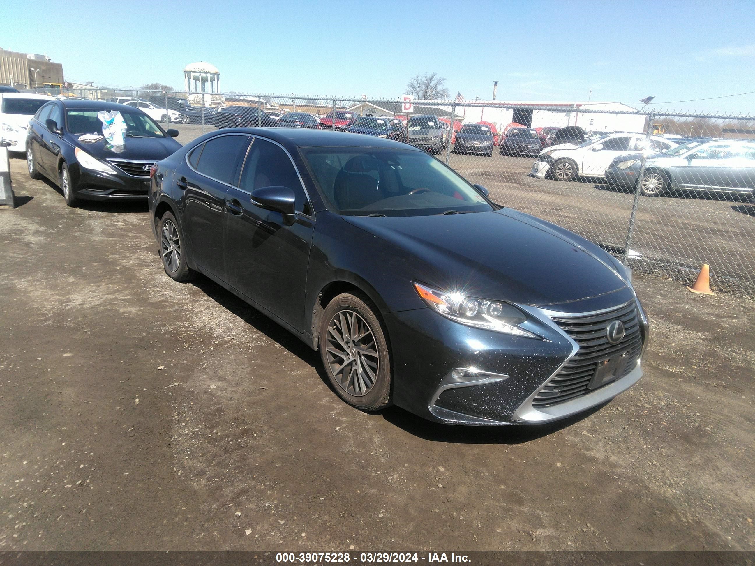 LEXUS ES 2017 58abk1gg0hu053284