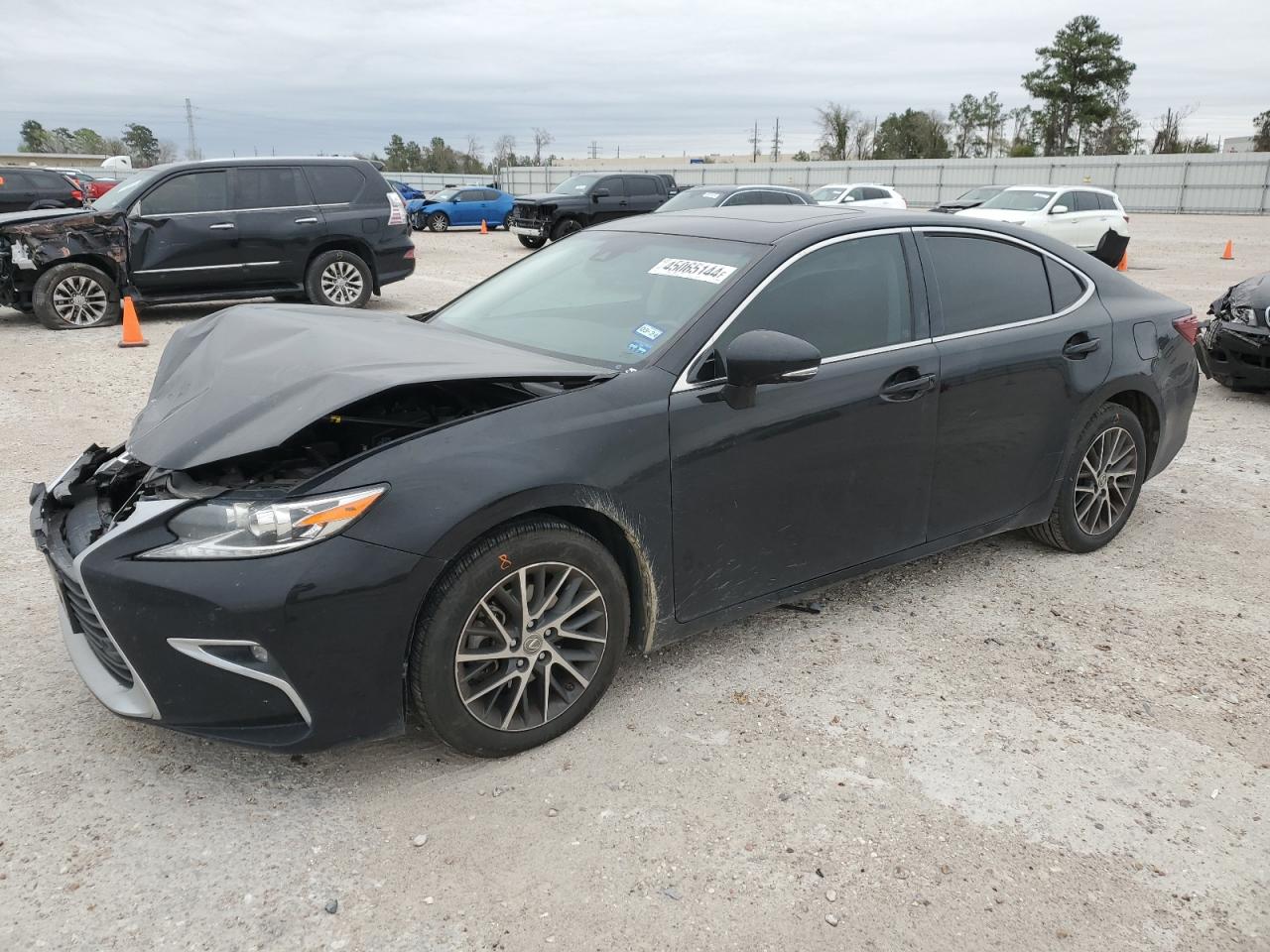 LEXUS ES 2018 58abk1gg7ju087180