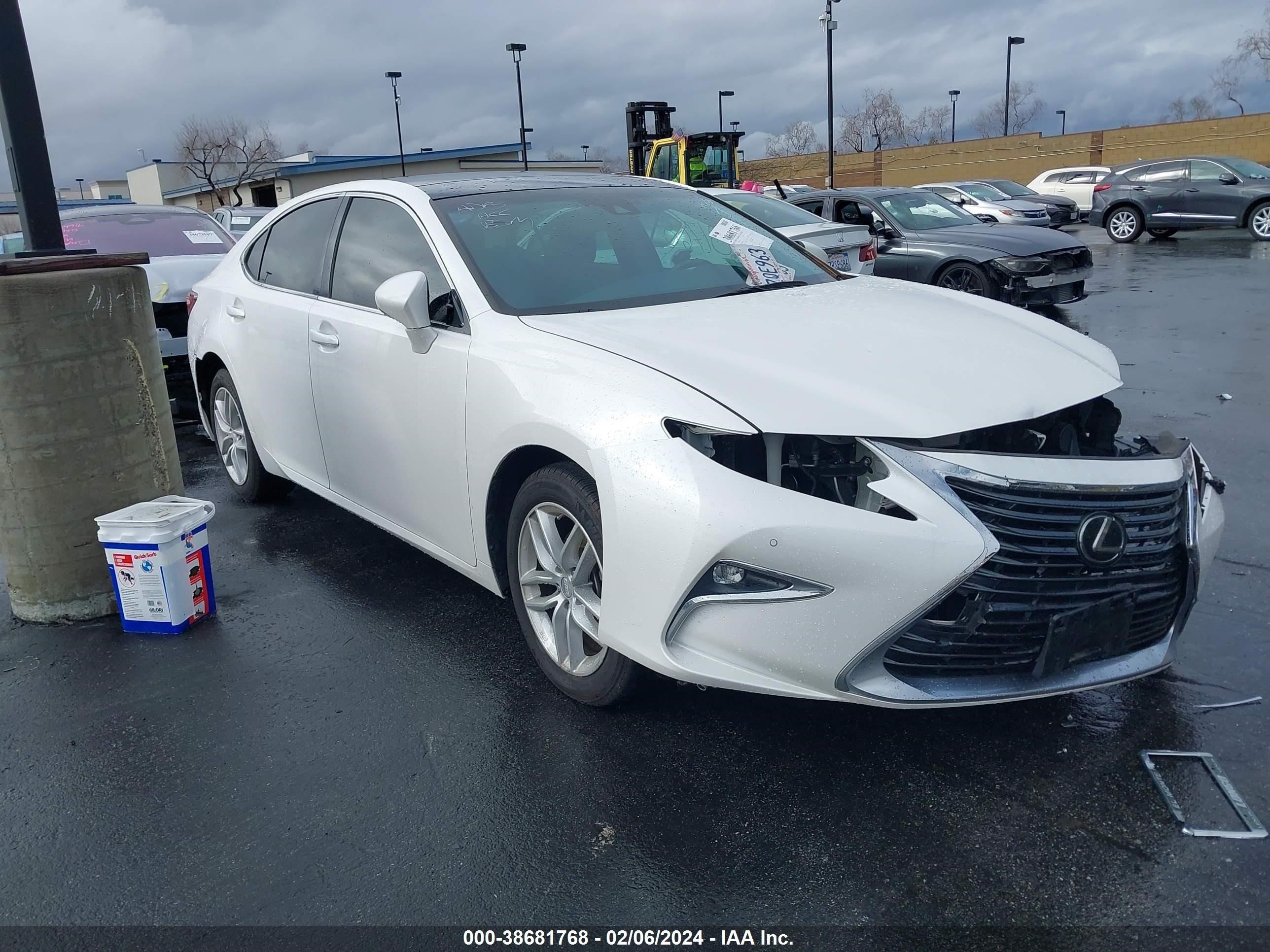 LEXUS ES 2017 58abk1ggxhu076216