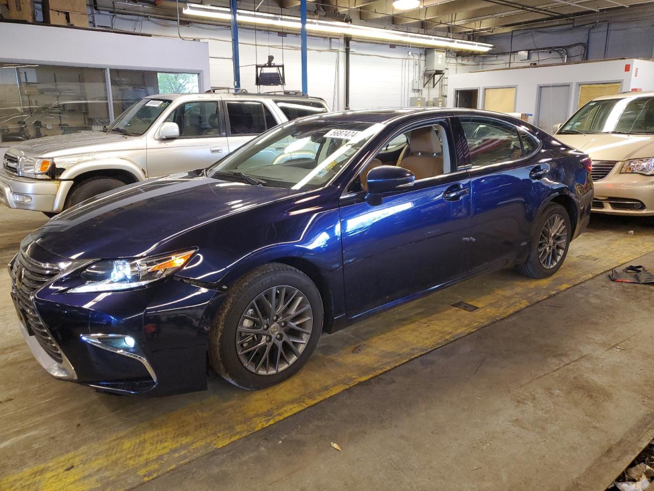 LEXUS ES 2018 58abk1ggxju095614