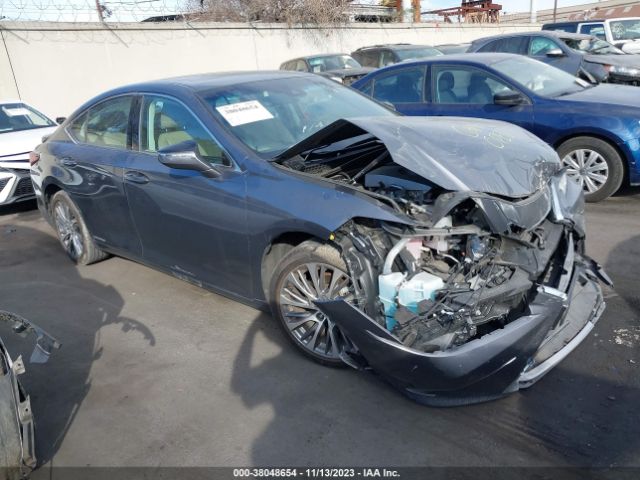 LEXUS ES 300H 2020 58ad21b13lu006299