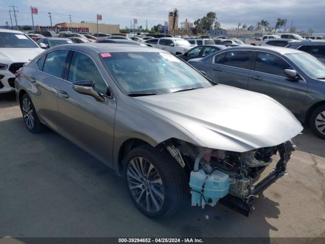 LEXUS ES 300H 2021 58ada1c12mu010475