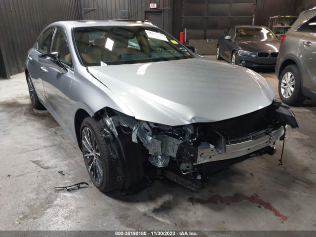 LEXUS ES 300H 2023 58ada1c17pu034808