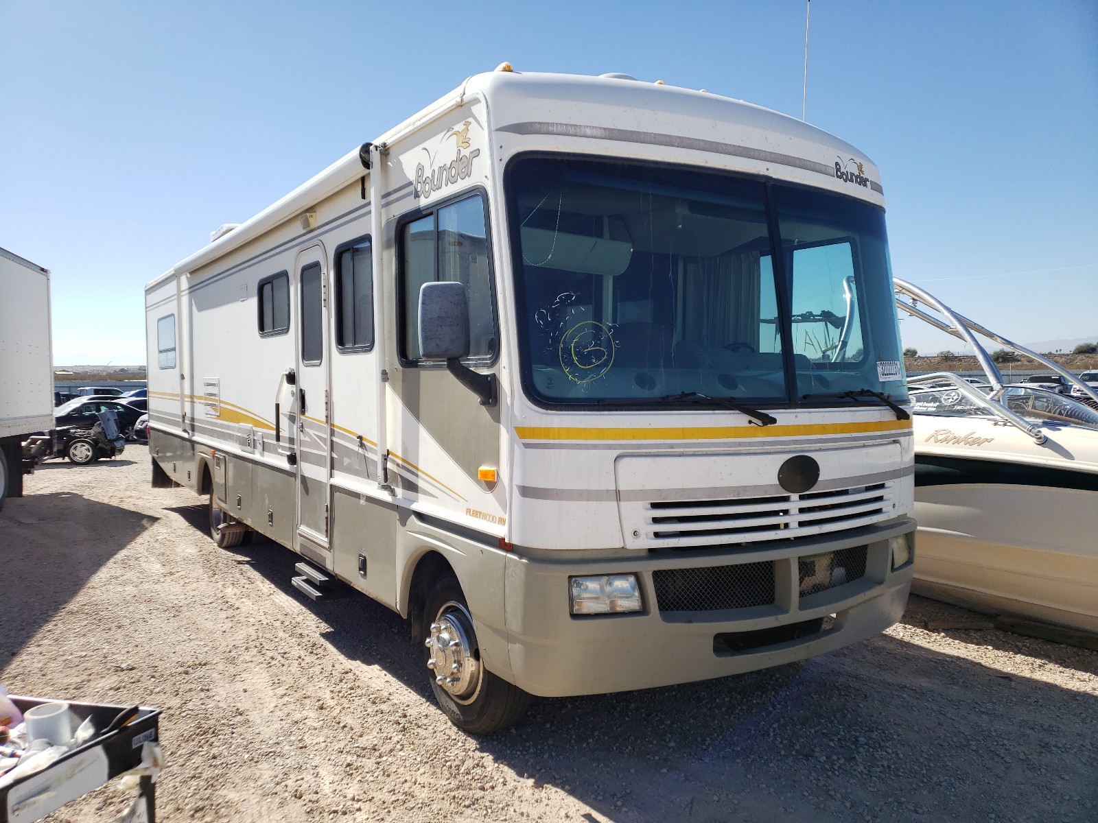 WORKHORSE CUSTOM CHASSIS MOTORHOME 2003 5b4mp67g333358169