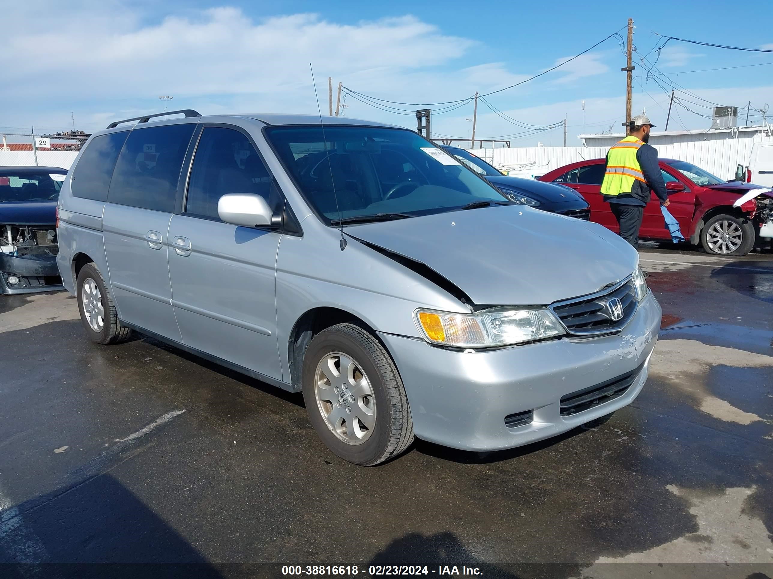 HONDA ODYSSEY 2003 5fnrl18003b062240