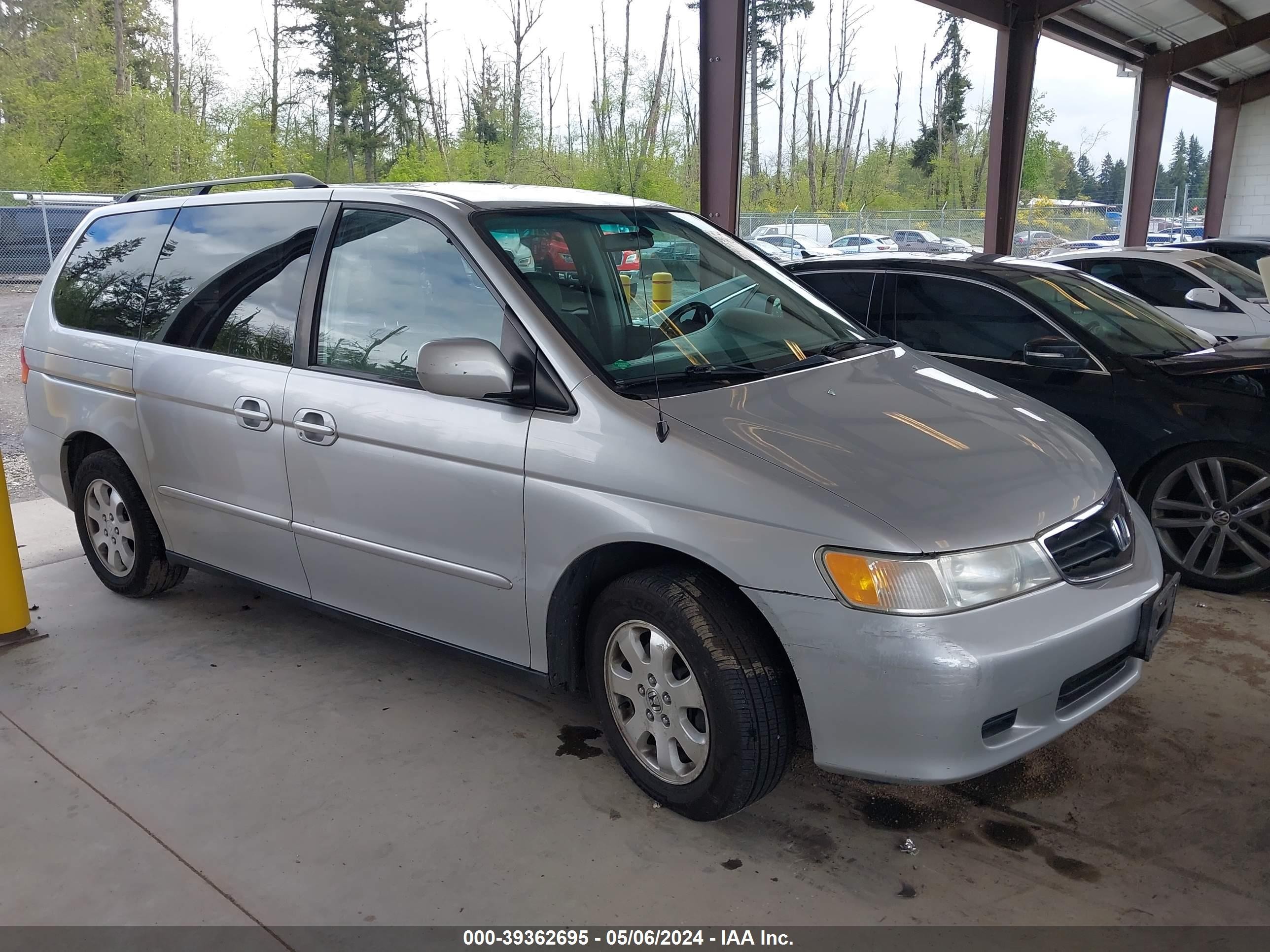 HONDA ODYSSEY 2002 5fnrl18662b055330