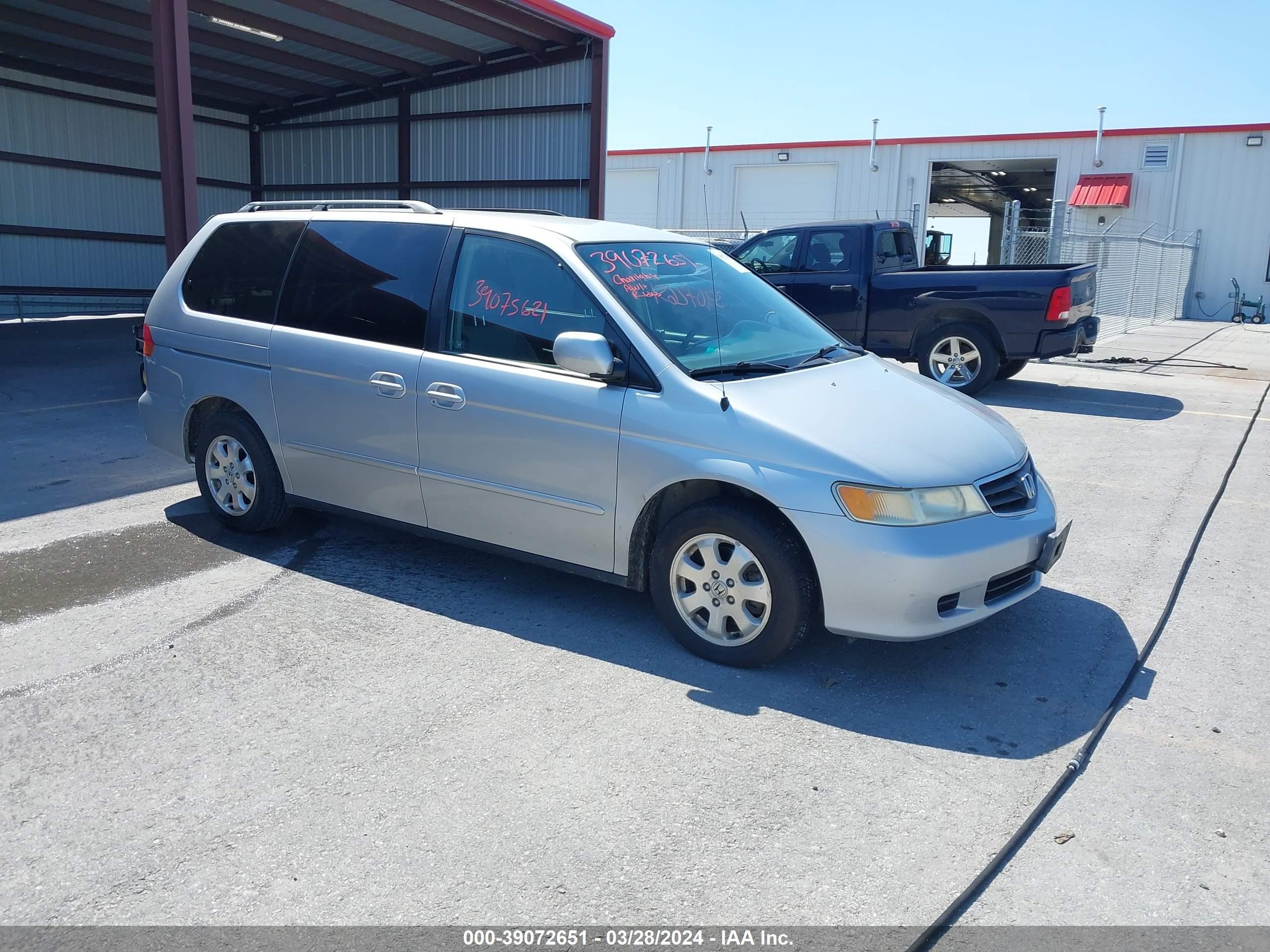 HONDA ODYSSEY 2003 5fnrl18903b076525