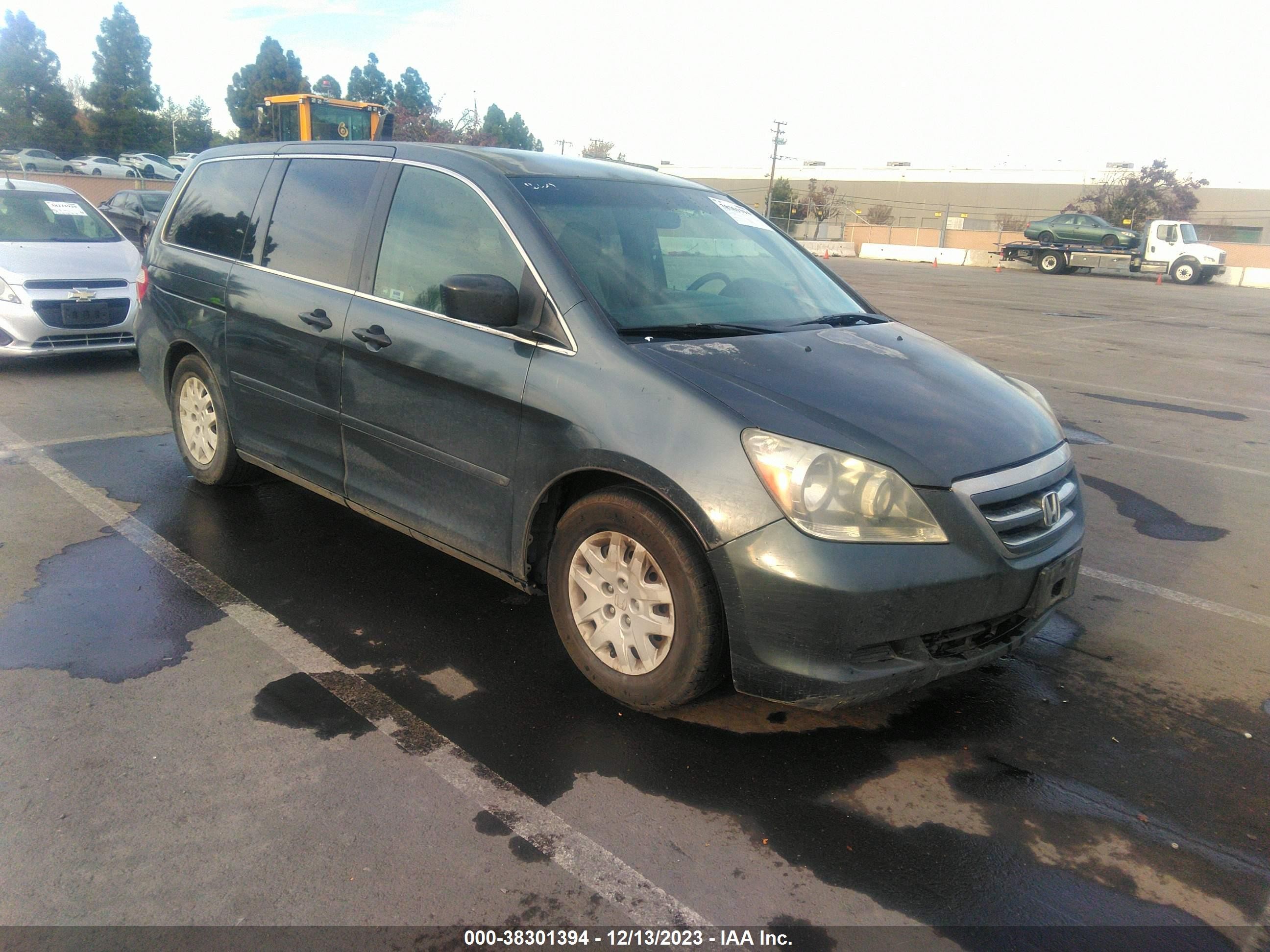 HONDA ODYSSEY 2006 5fnrl38256b086471