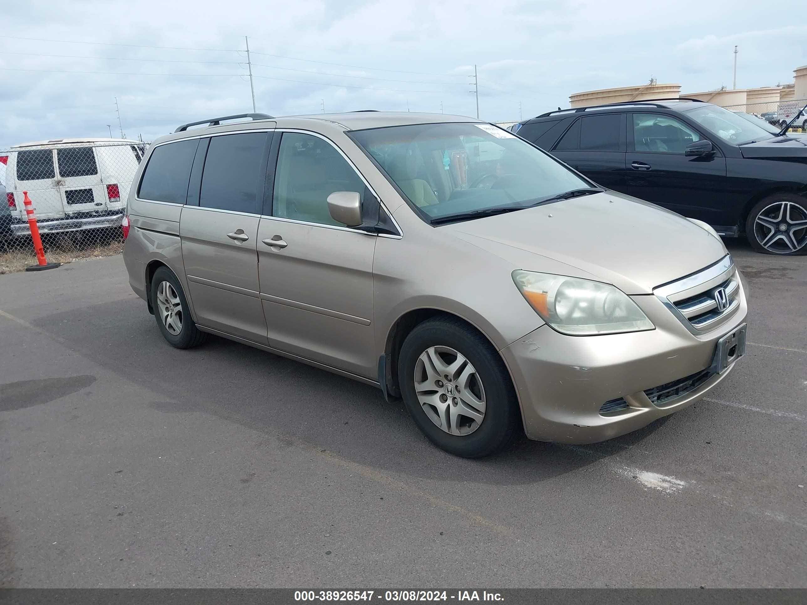 HONDA ODYSSEY 2005 5fnrl38405b400351