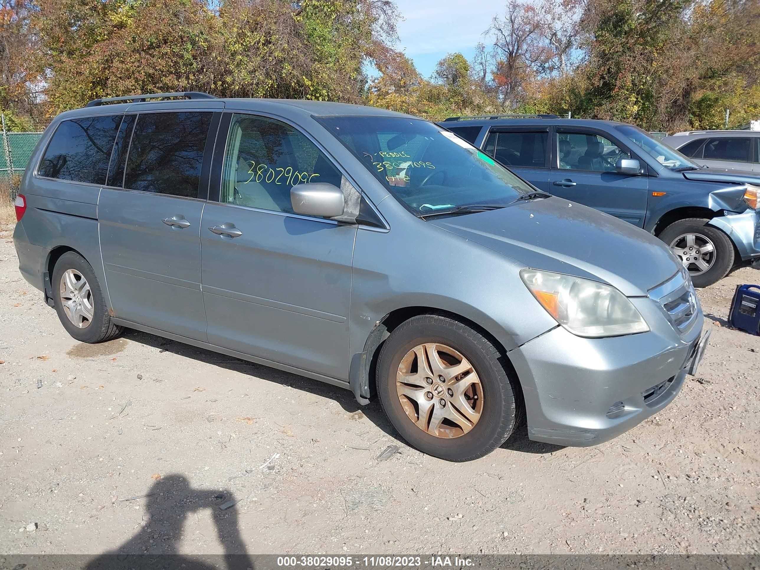 HONDA ODYSSEY 2005 5fnrl38425b054898