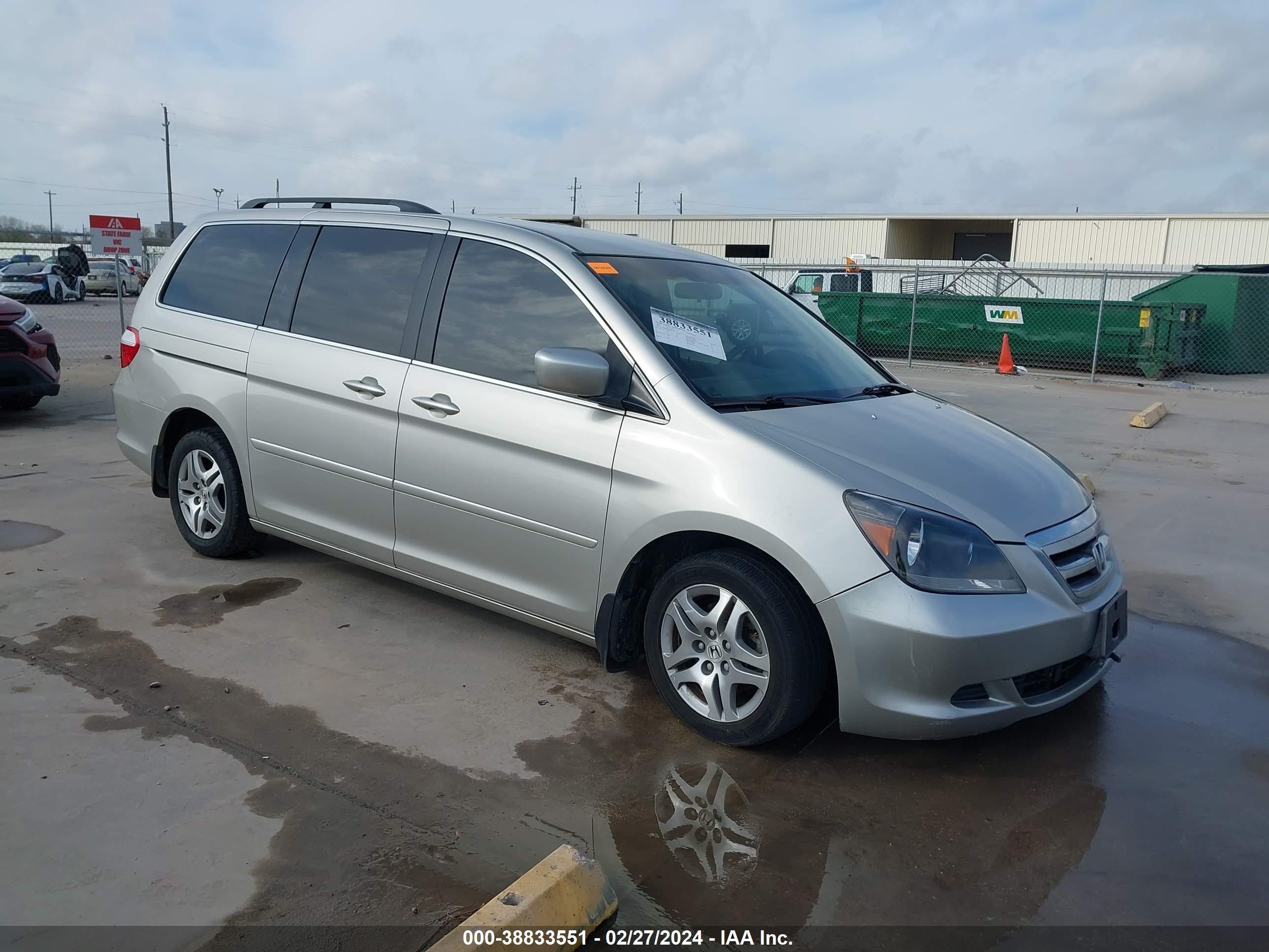 HONDA ODYSSEY 2005 5fnrl38475b404106