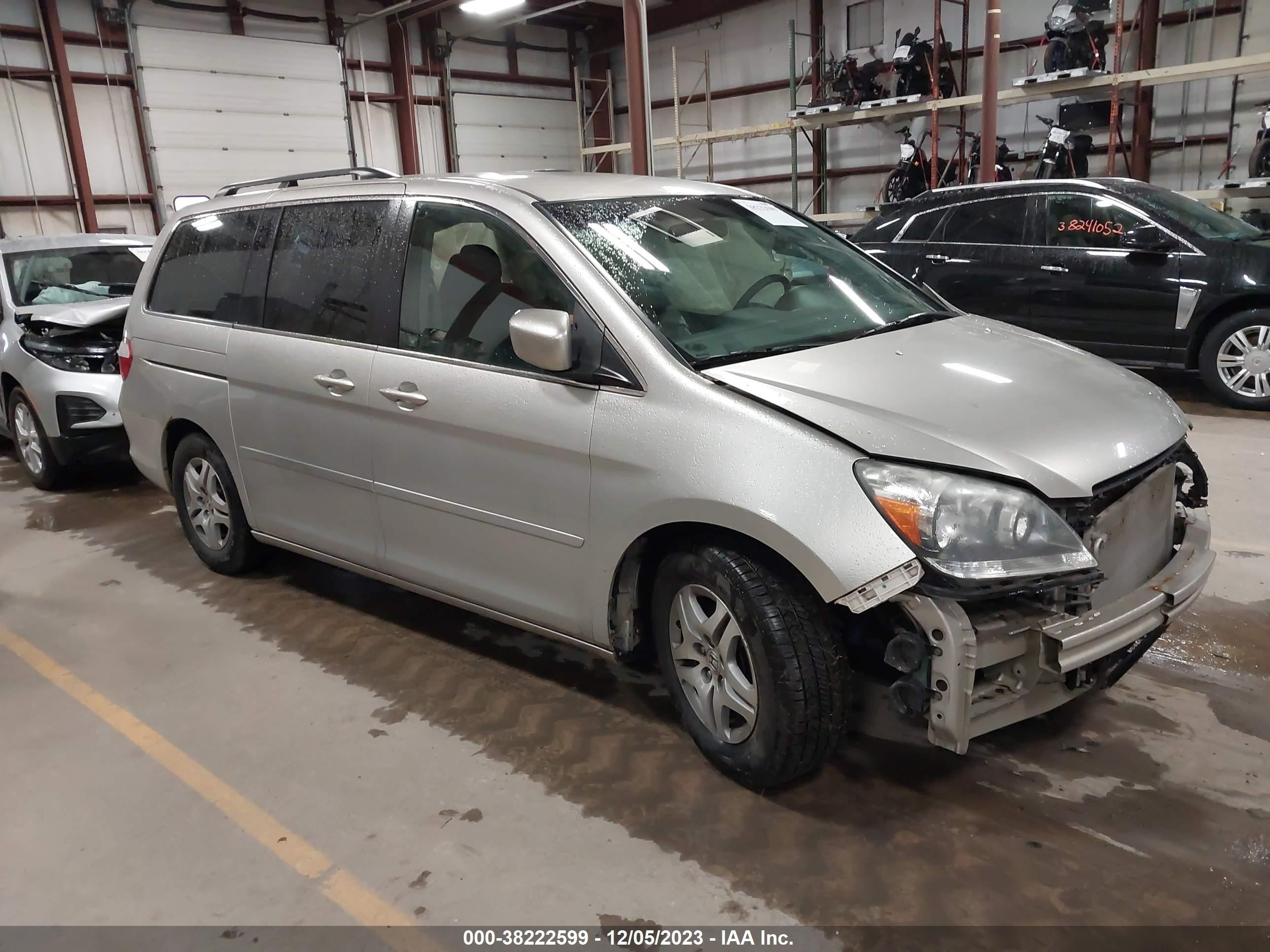 HONDA ODYSSEY 2005 5fnrl38485b411372