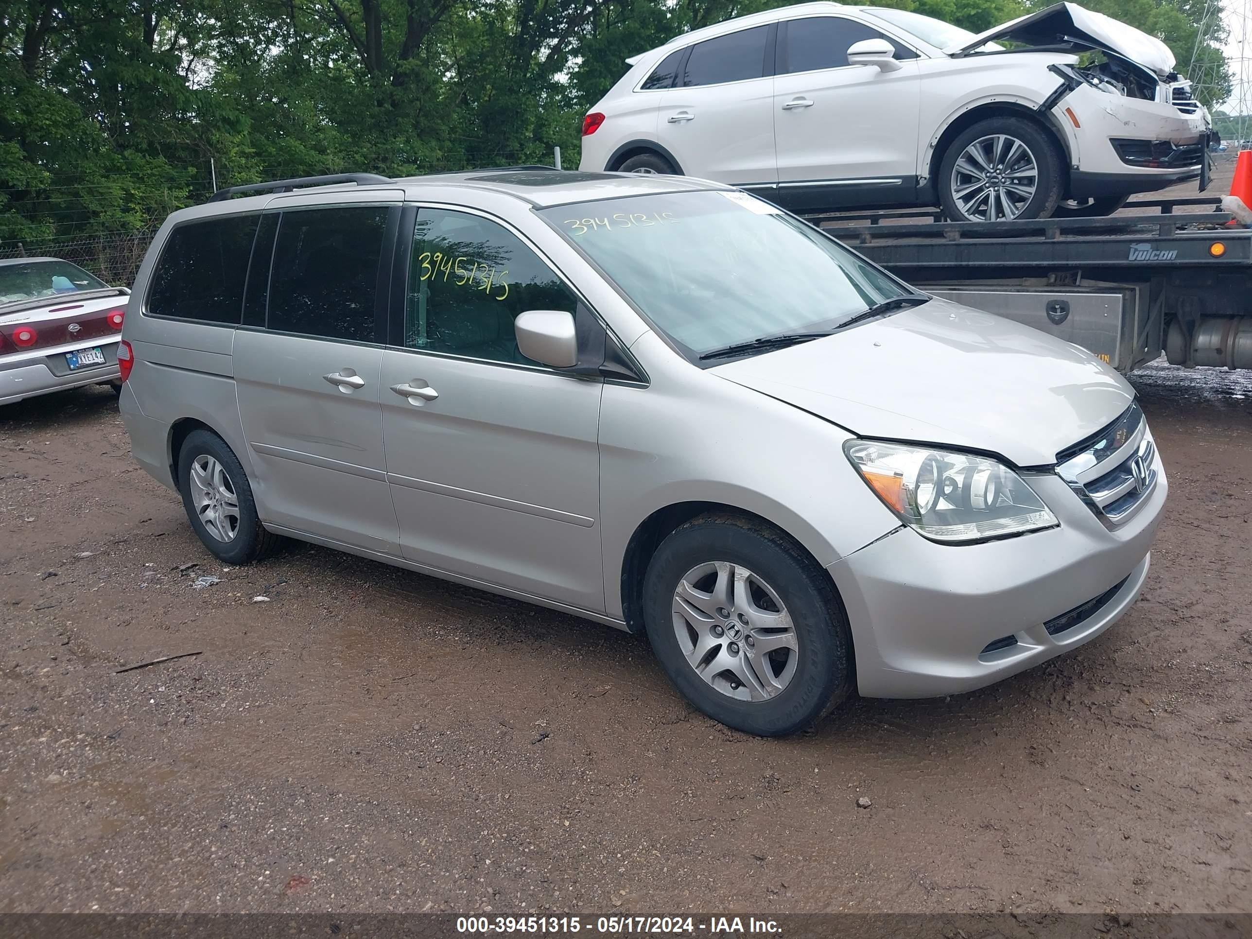 HONDA ODYSSEY 2006 5fnrl38606b090365