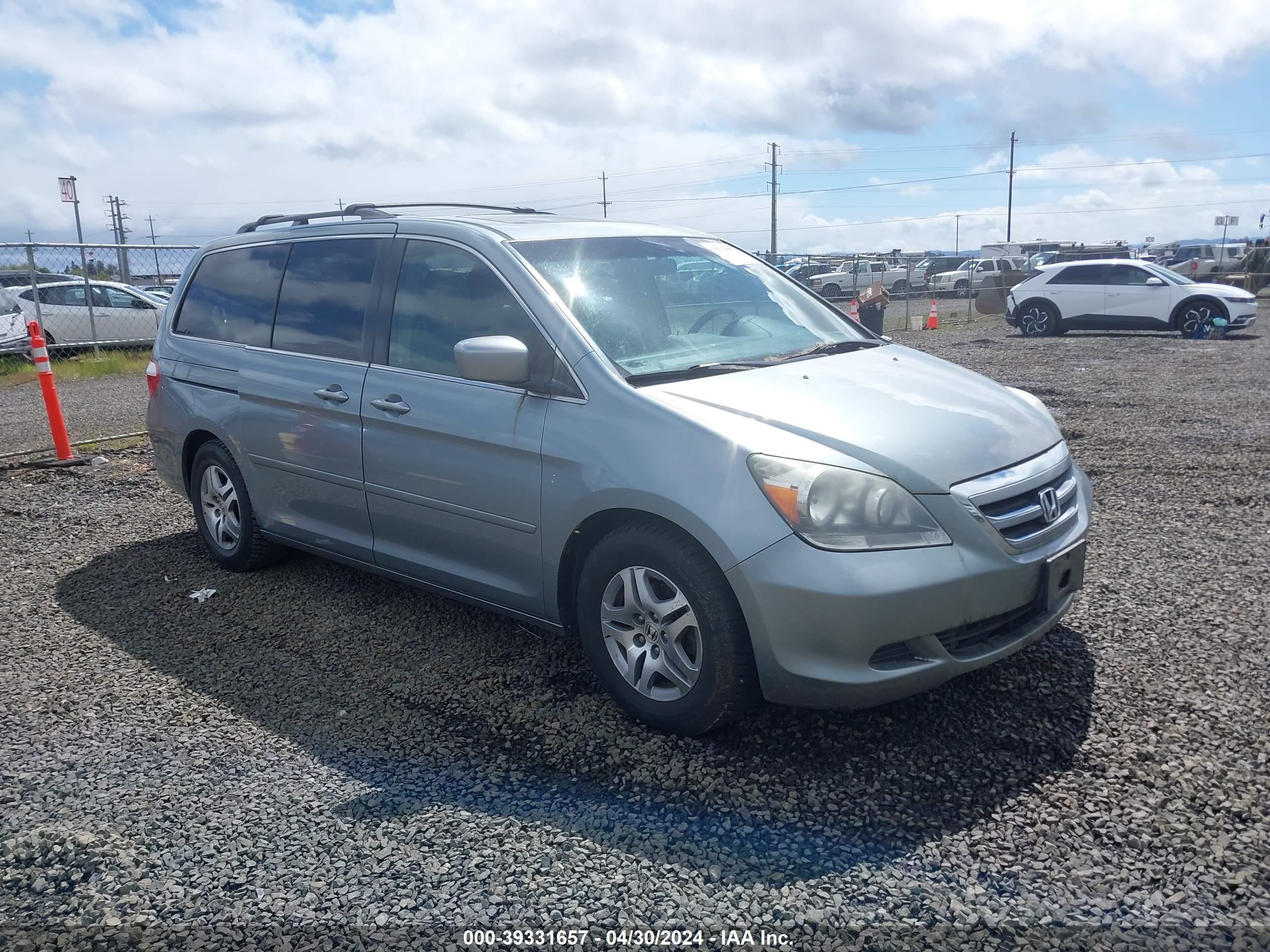 HONDA ODYSSEY 2005 5fnrl38695b103158