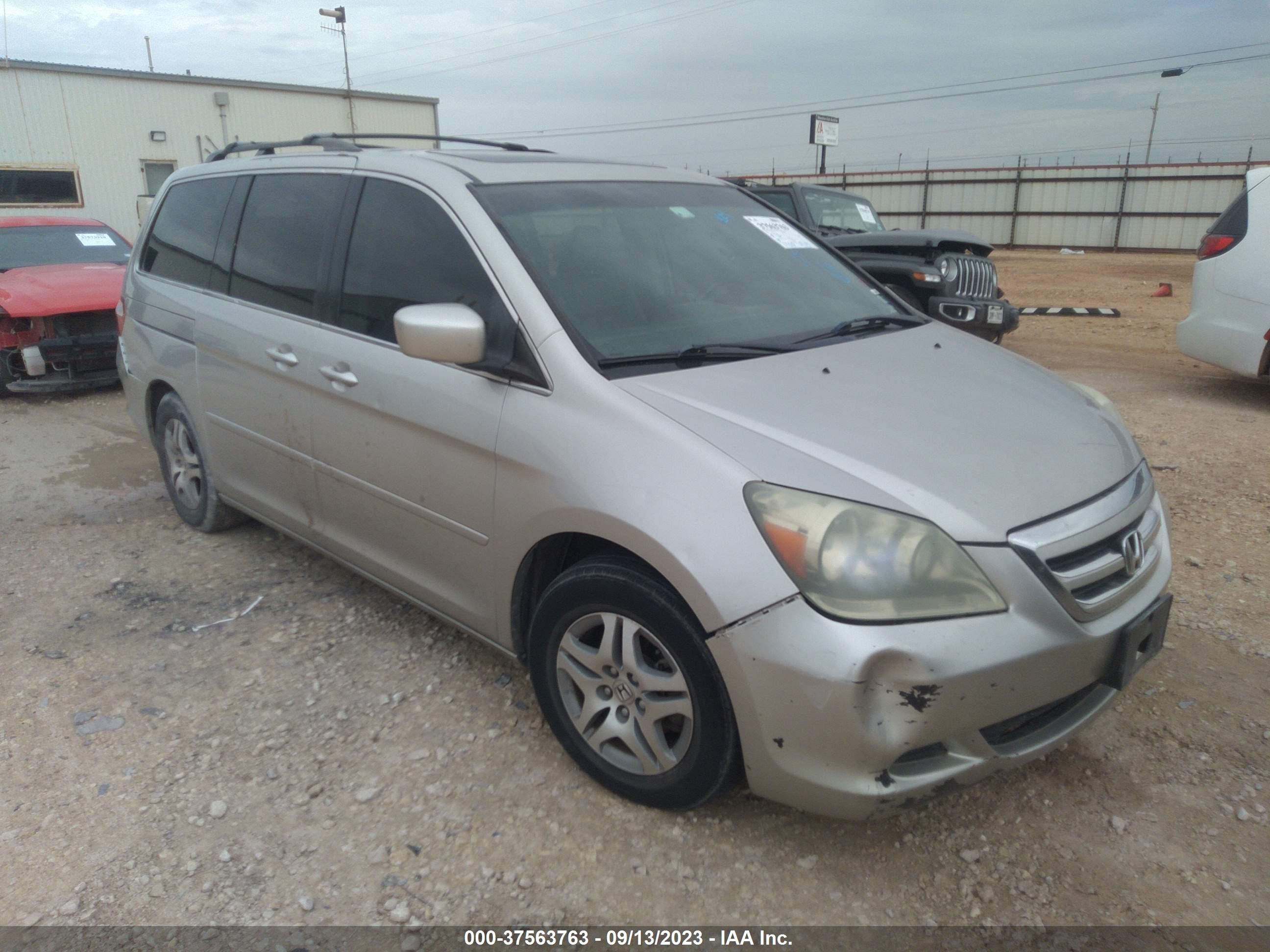 HONDA ODYSSEY 2006 5fnrl386x6b454923