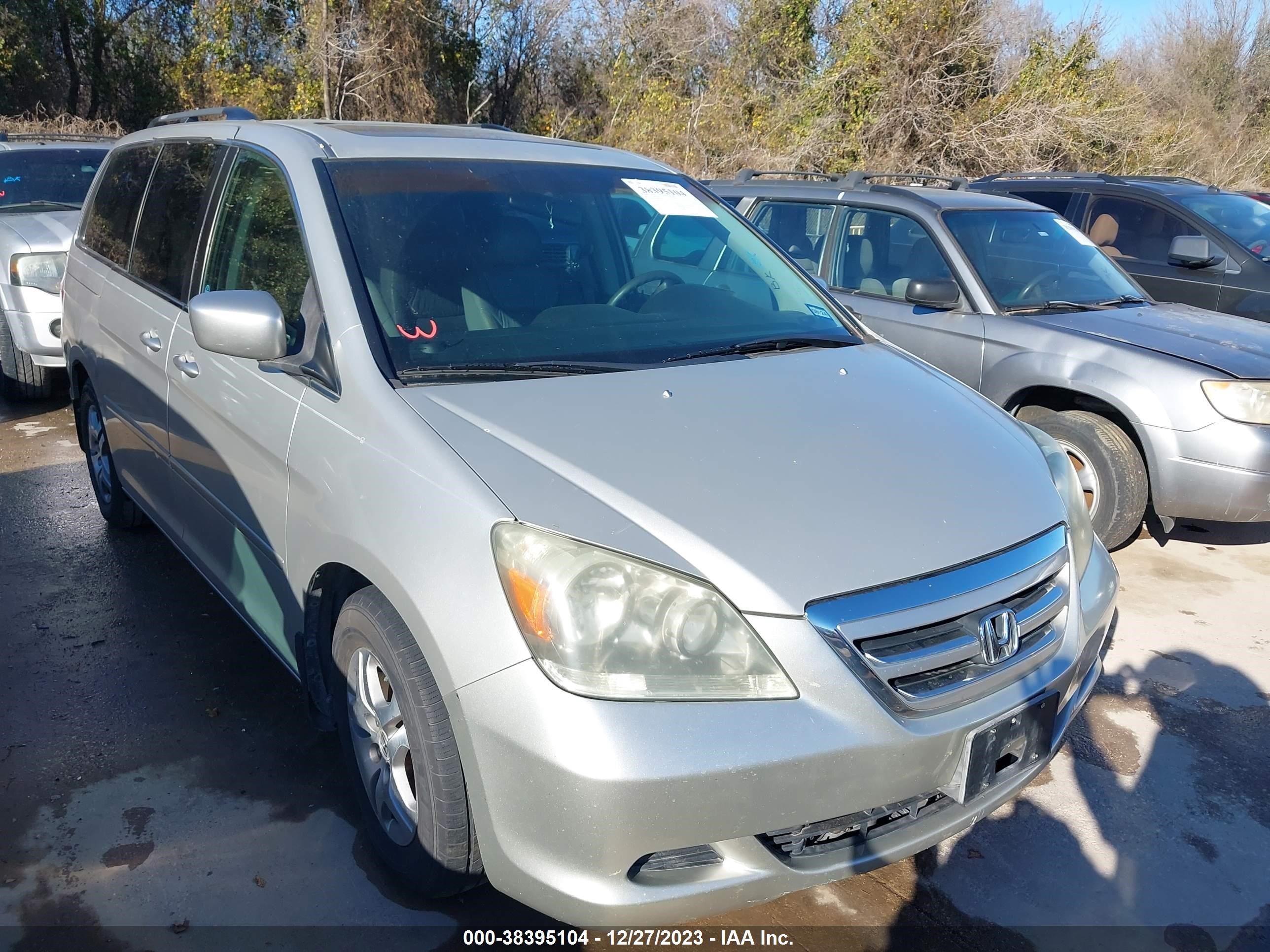 HONDA ODYSSEY 2005 5fnrl38745b060941