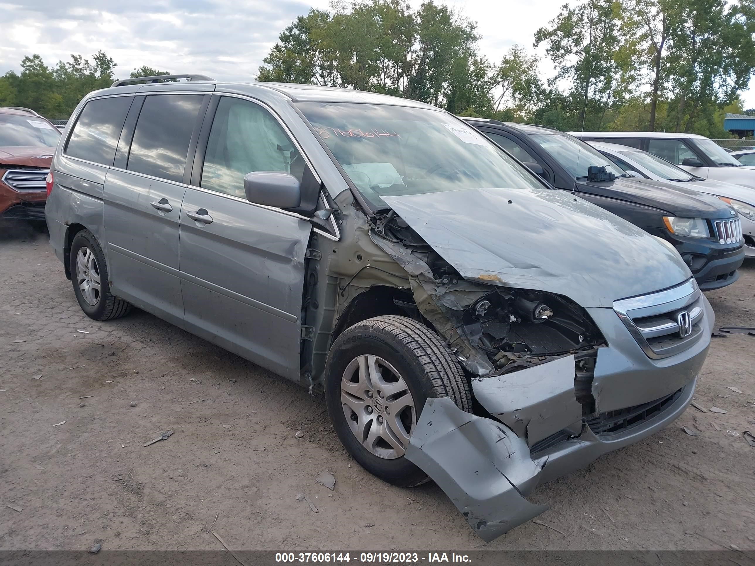 HONDA ODYSSEY 2007 5fnrl38757b062975