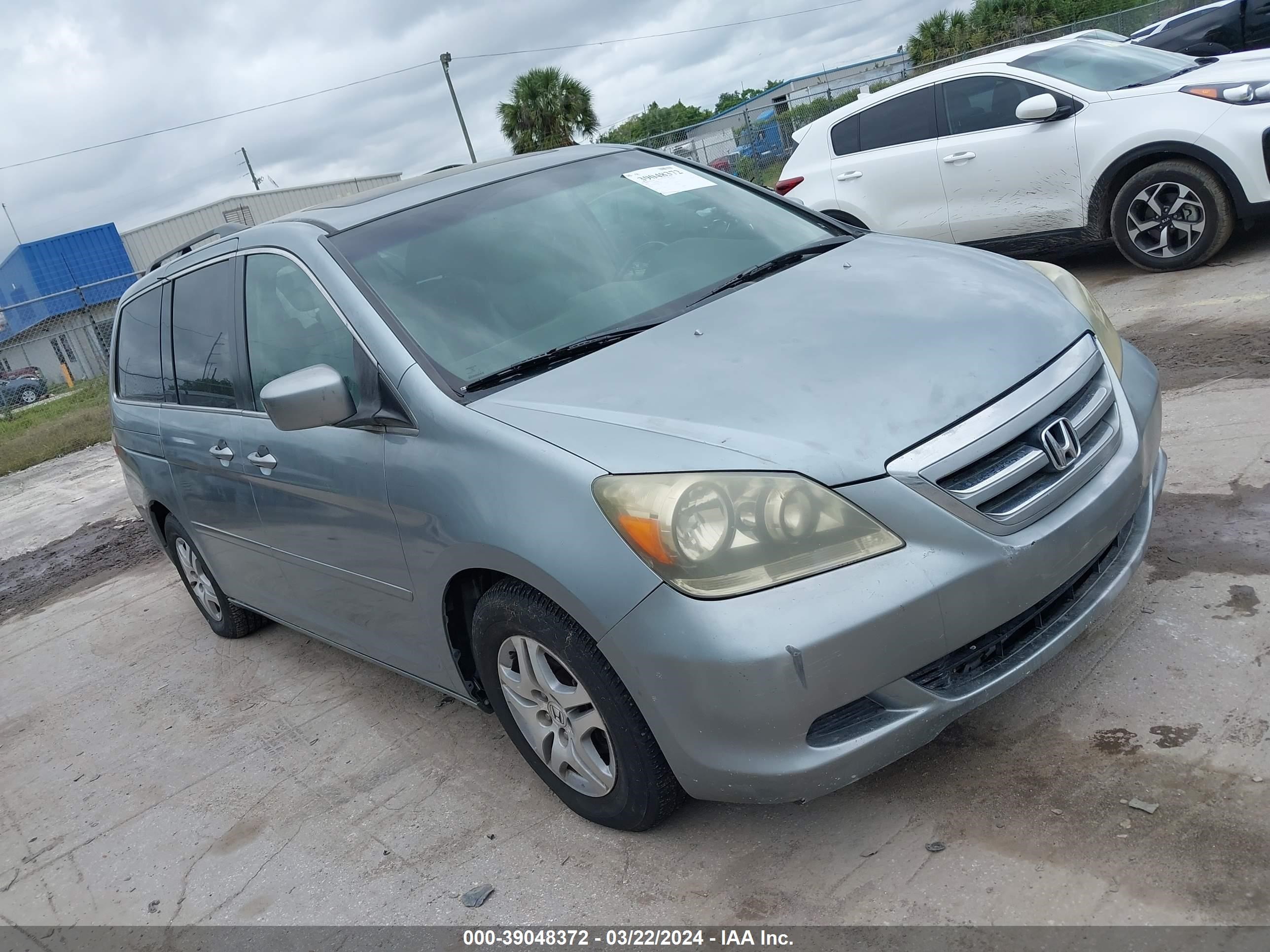 HONDA ODYSSEY 2006 5fnrl387x6b035902