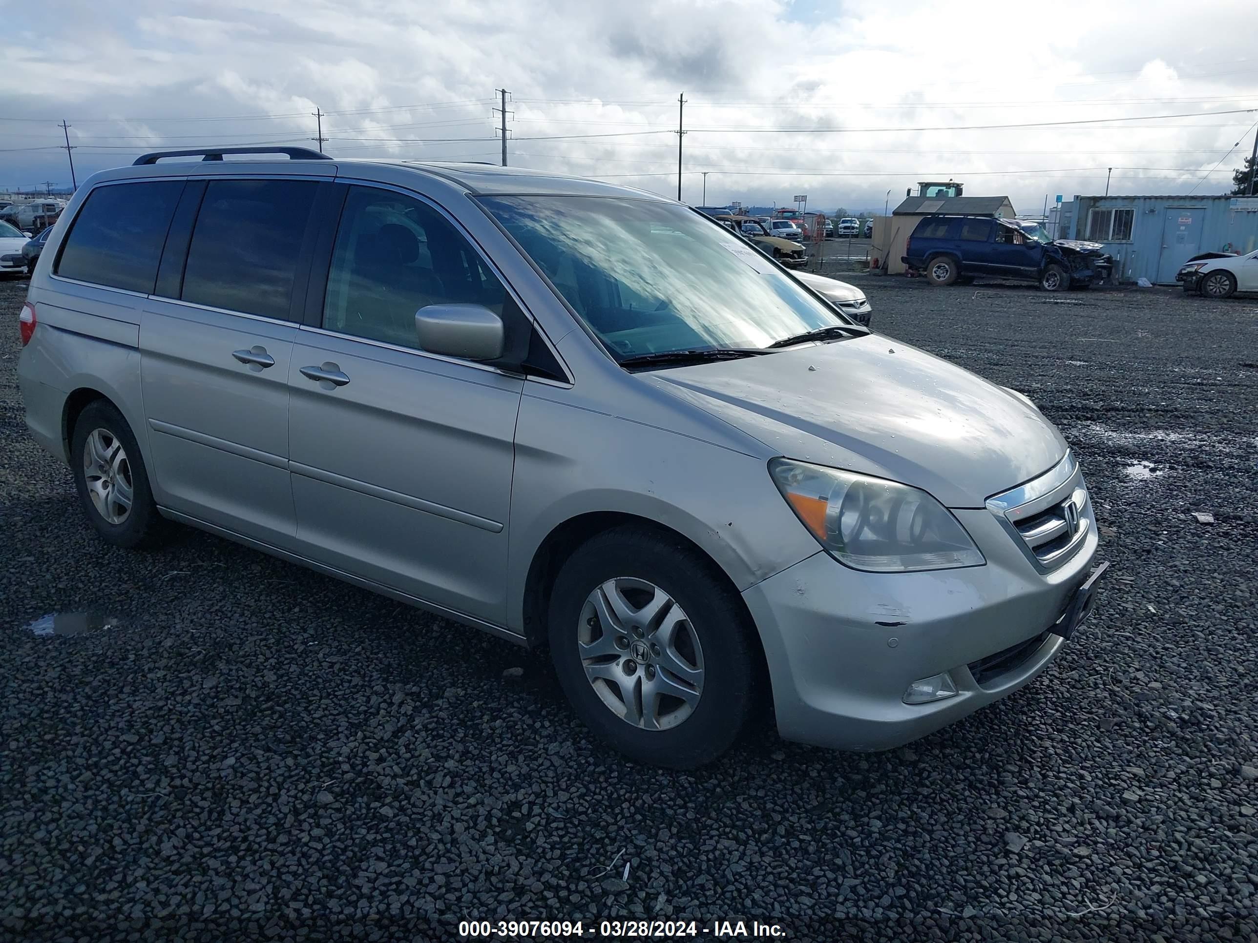 HONDA ODYSSEY 2005 5fnrl38805b068415